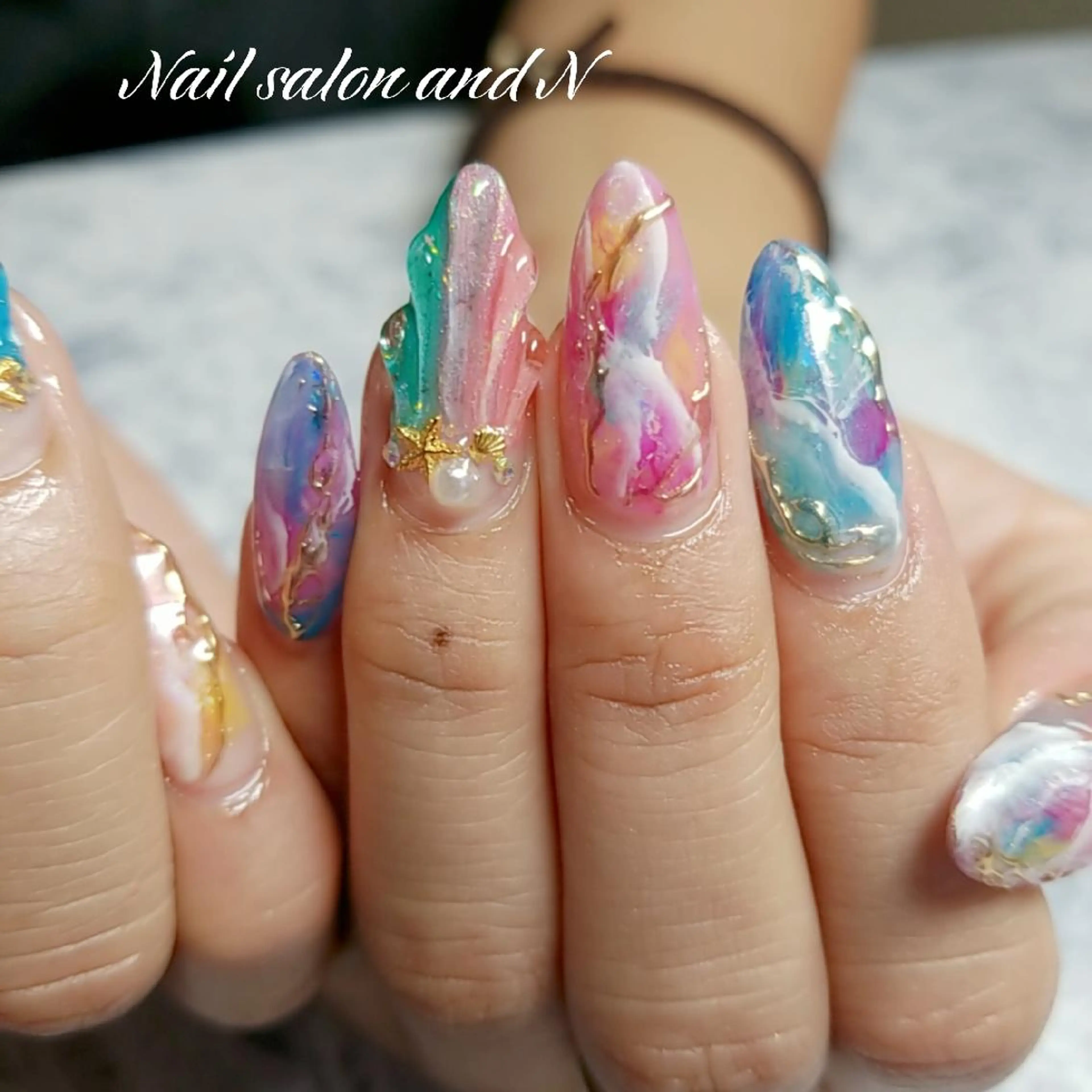 ネイル and Nのネイルデザイン