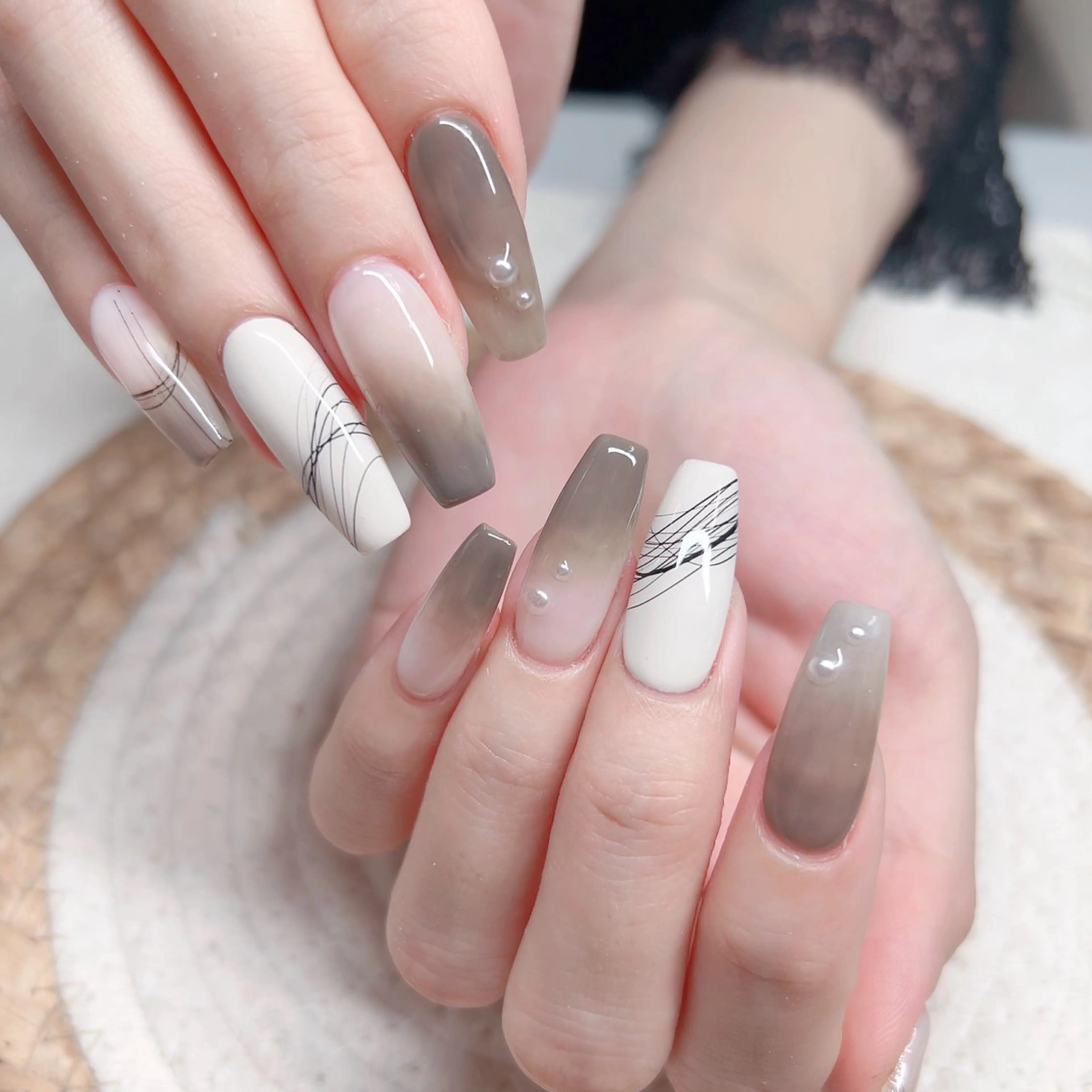 ネイル ハンドネイル 🎀Ｍ nails✨ ビューティーのネイルデザイン