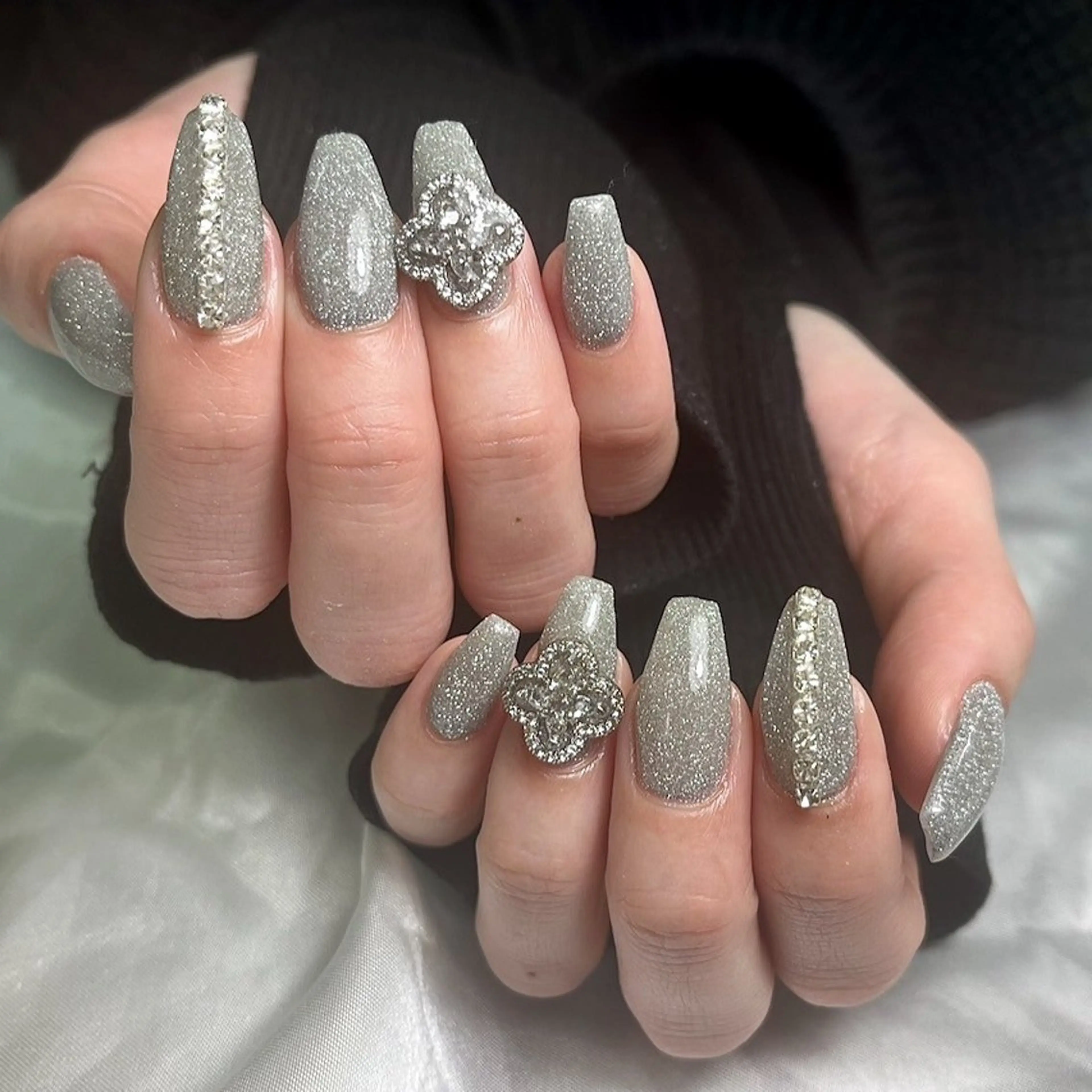 セミロング che'ri nailのネイルデザイン