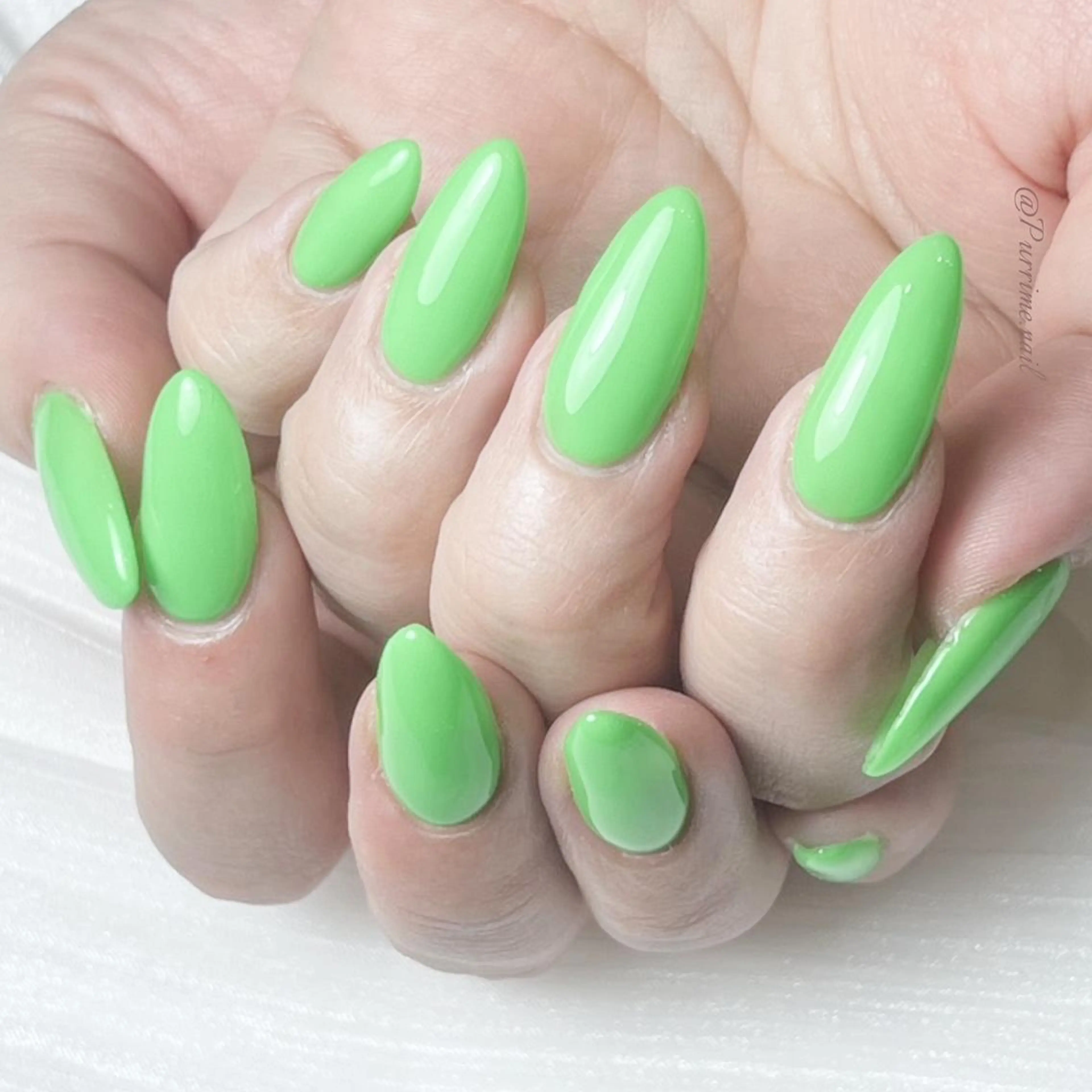 ネイル ハンドネイル 鹿取 春子Teamのネイルデザイン