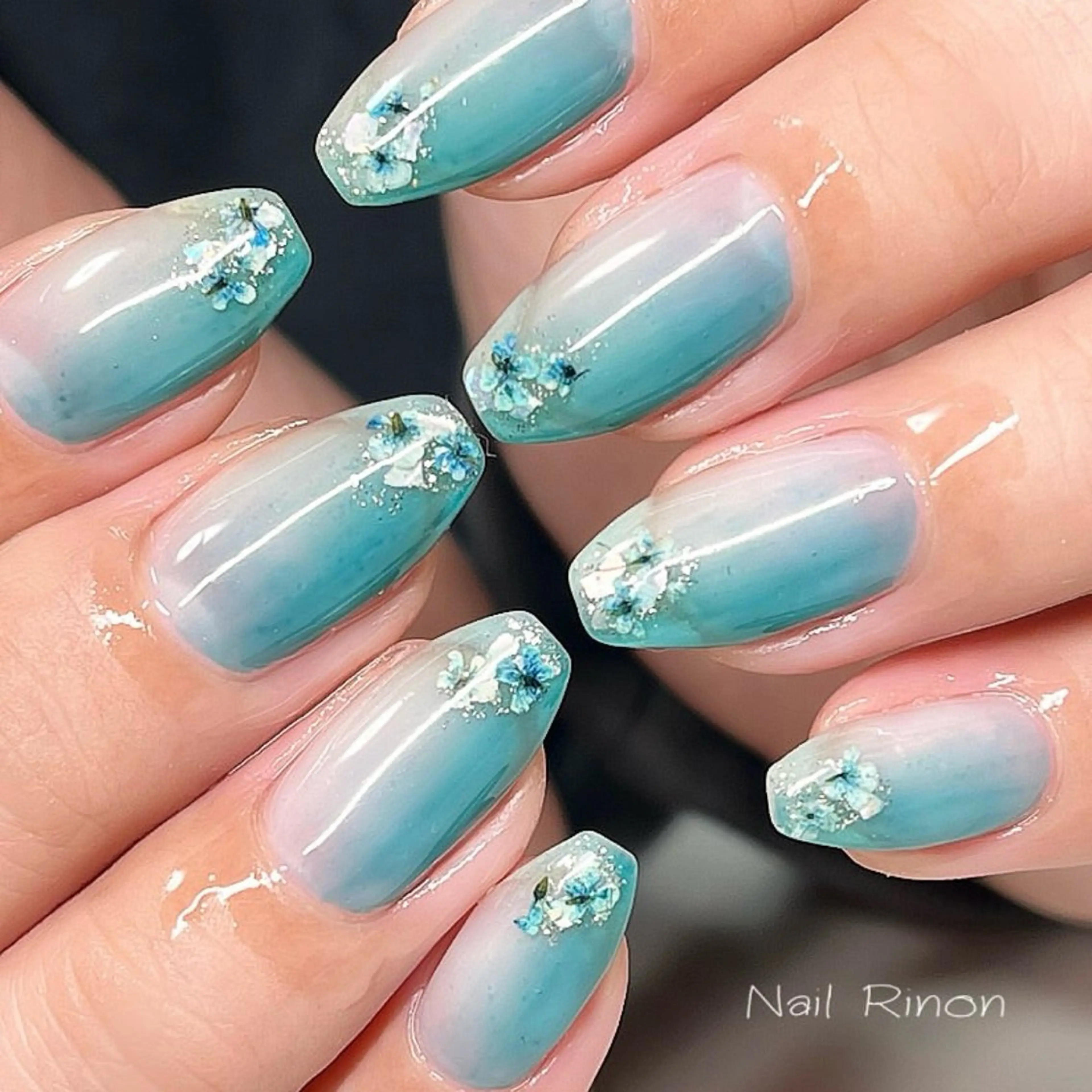 ネイル フラワーネイル ハンドネイル Nail Rinonのネイルデザイン