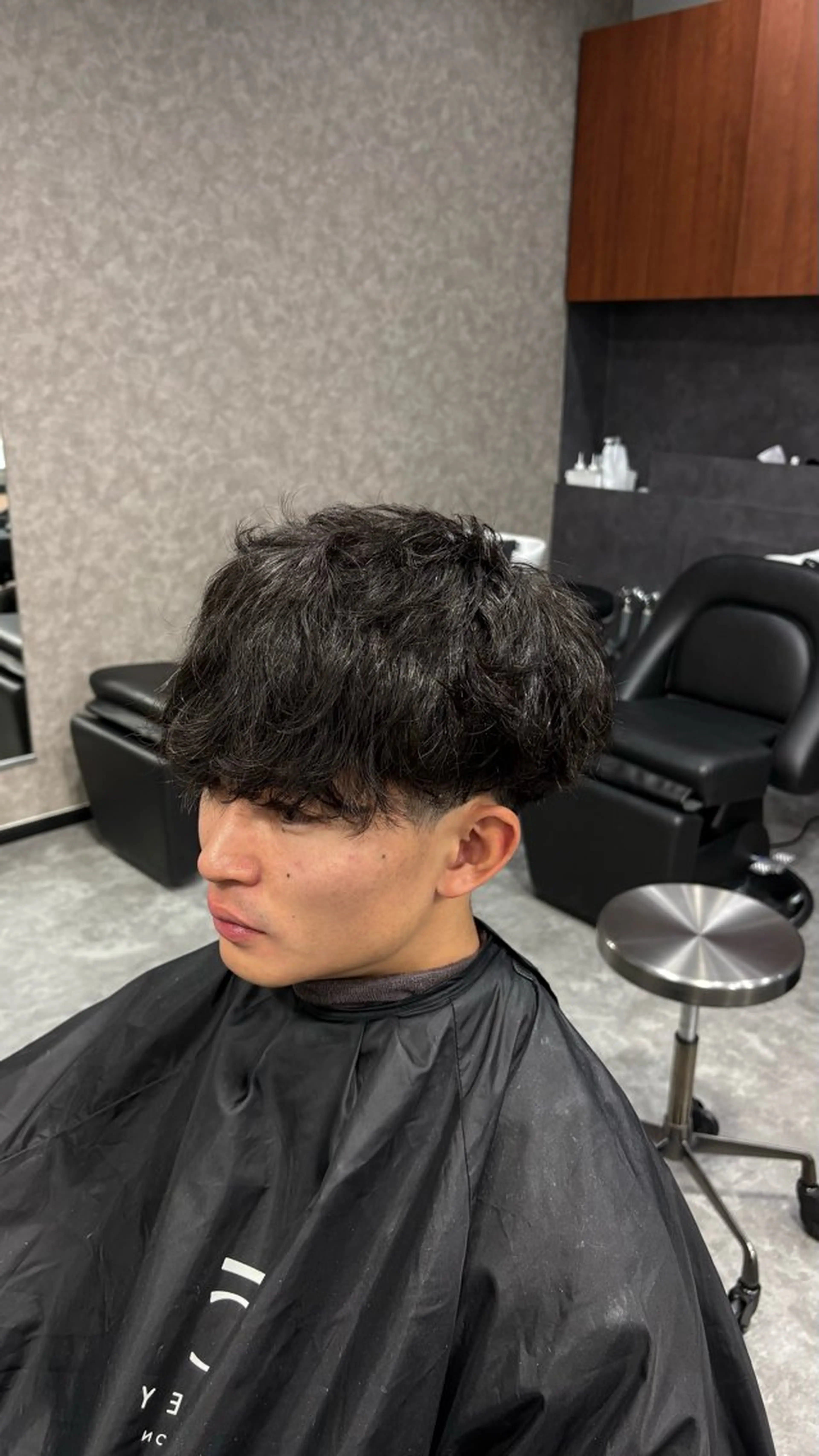 メンズ センターパート フェザーパーマ メンズパーマ カット パーマ Hair Salon LUCEY所属・メンズカット/パー マ/川越/成田最のヘアスタイル