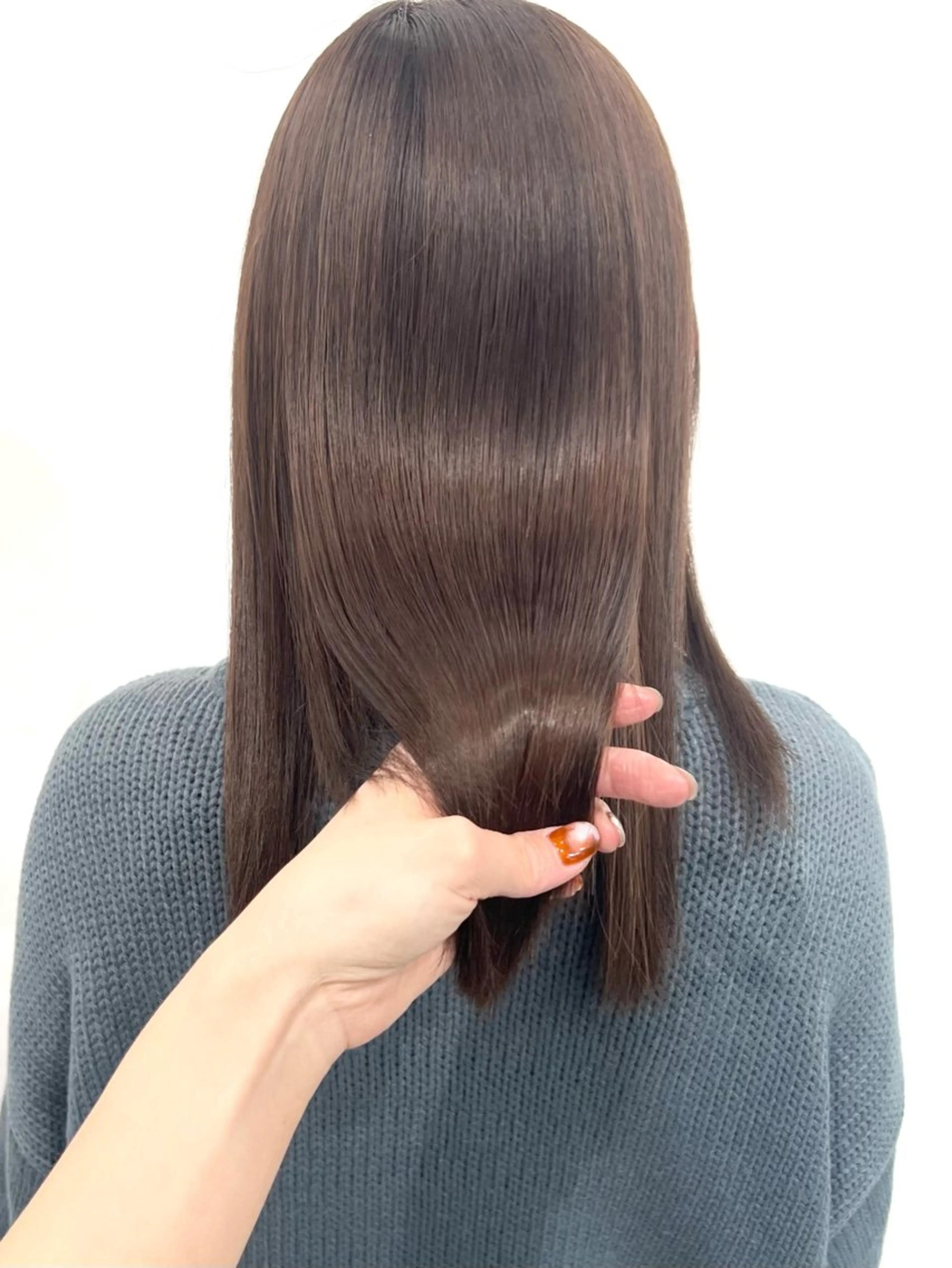 セミロング カラー ベージュカラー ブリーチ ケアカラー 透明感カラー ミルクティーベージュ HARU//原宿🤍 リピート率NO.1のヘアスタイル