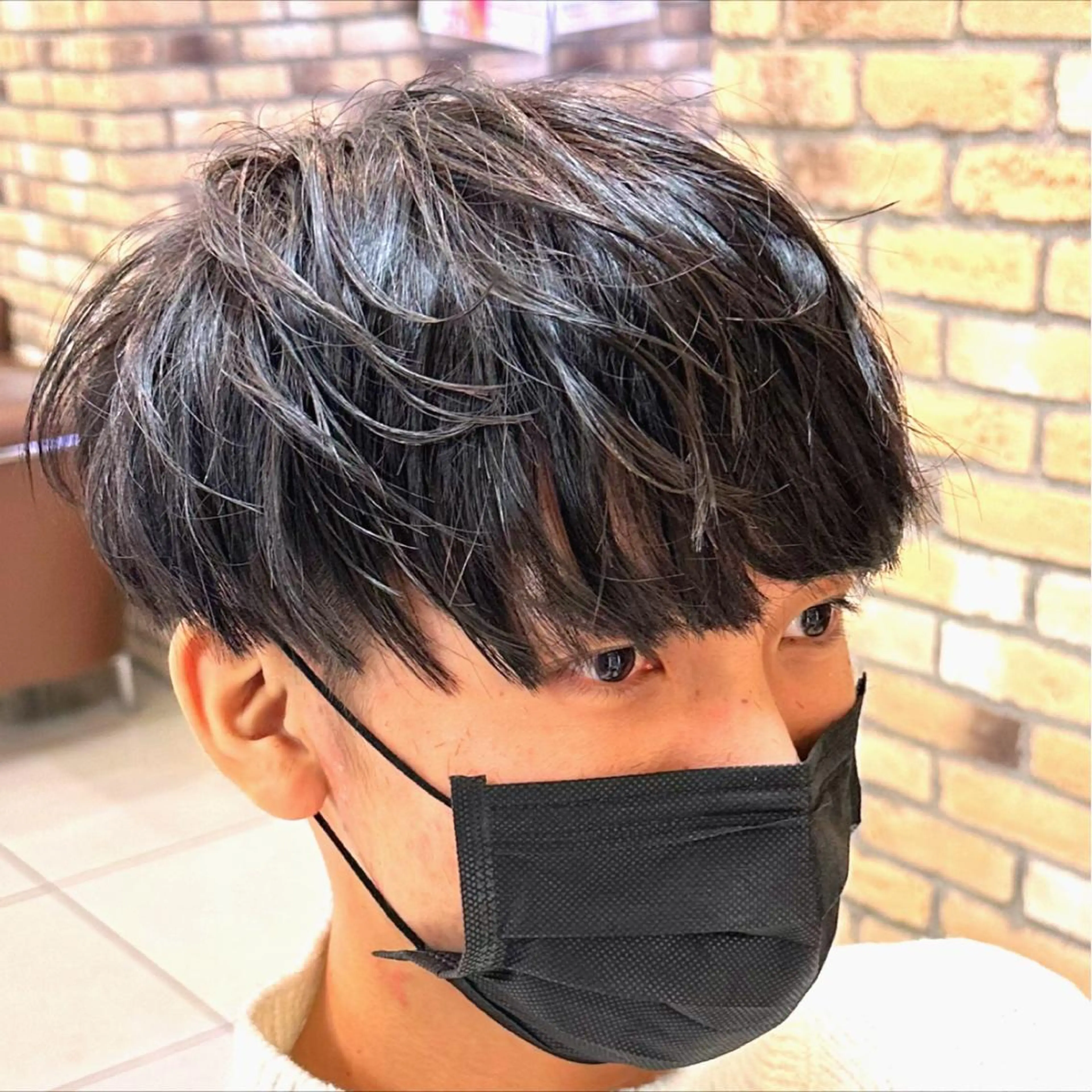 カラー メンズ 縮毛矯正、韓国レイヤ ーカットメンズカットのヘアスタイル