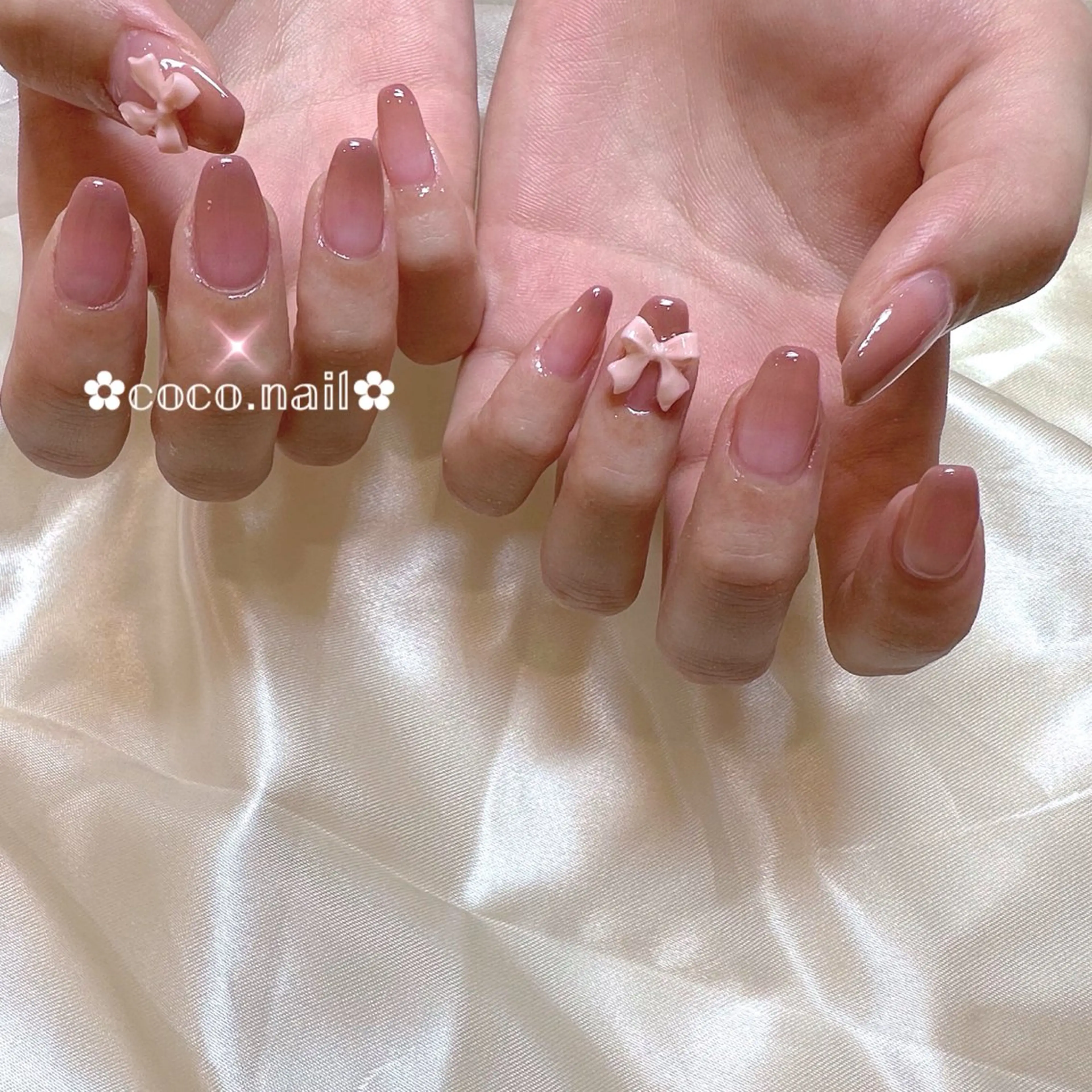 ネイル ハンドネイル フットネイル lili.nail y2k/長さ出しのネイルデザイン