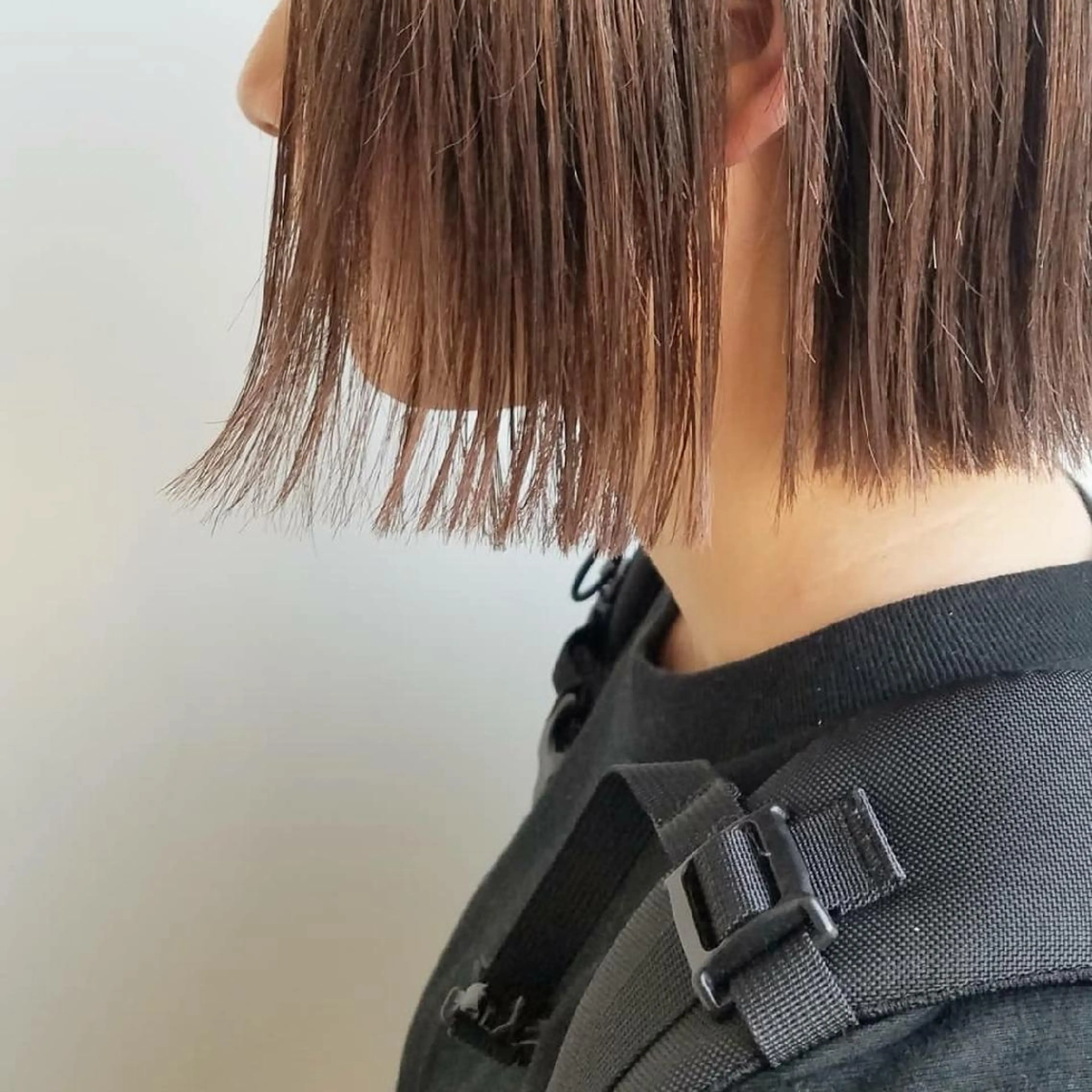 ショート カラー iplus まつげ、眉毛、耳つぼのマツエク・マツパデザイン
