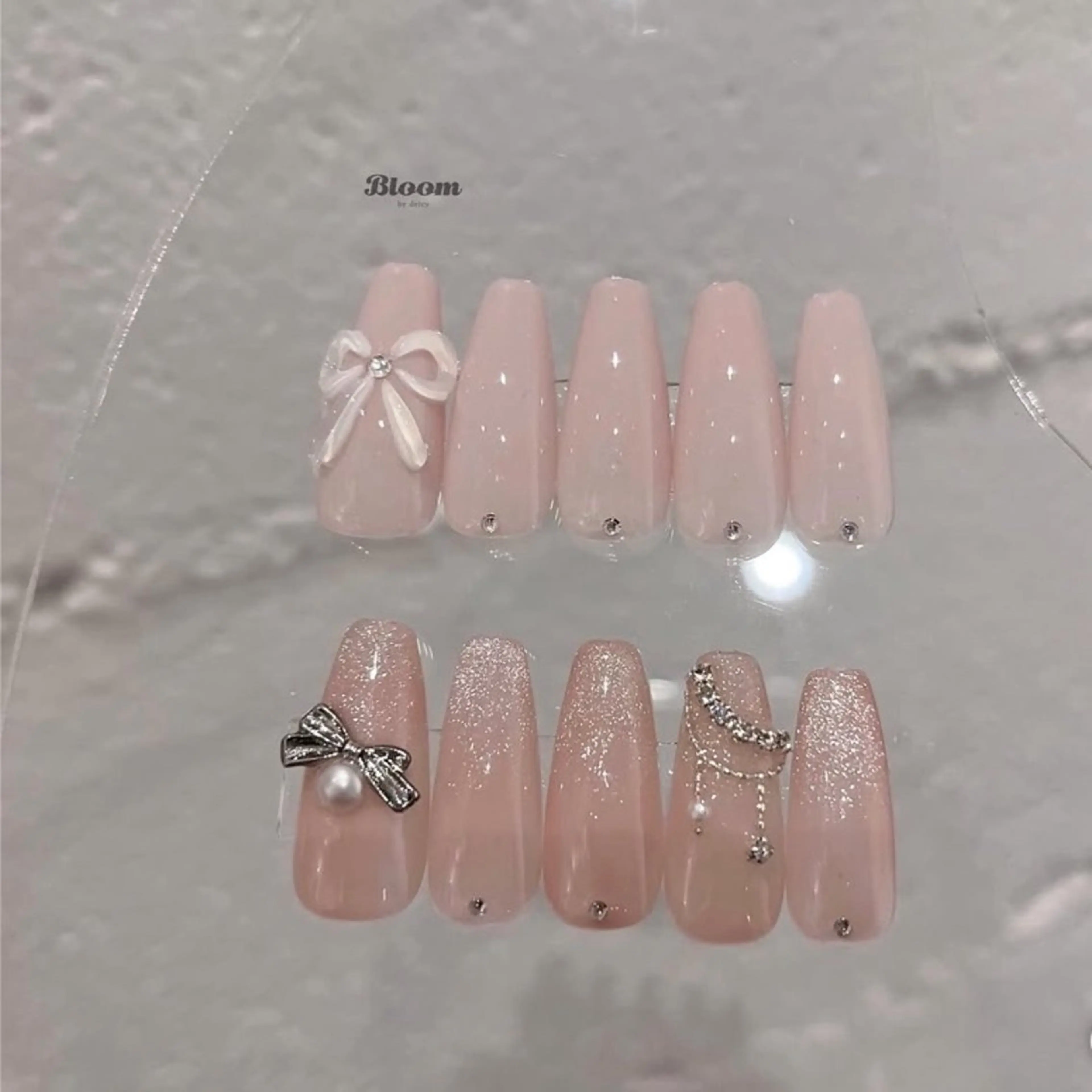 画像リボンパール他デザイン（オフあり）の写真