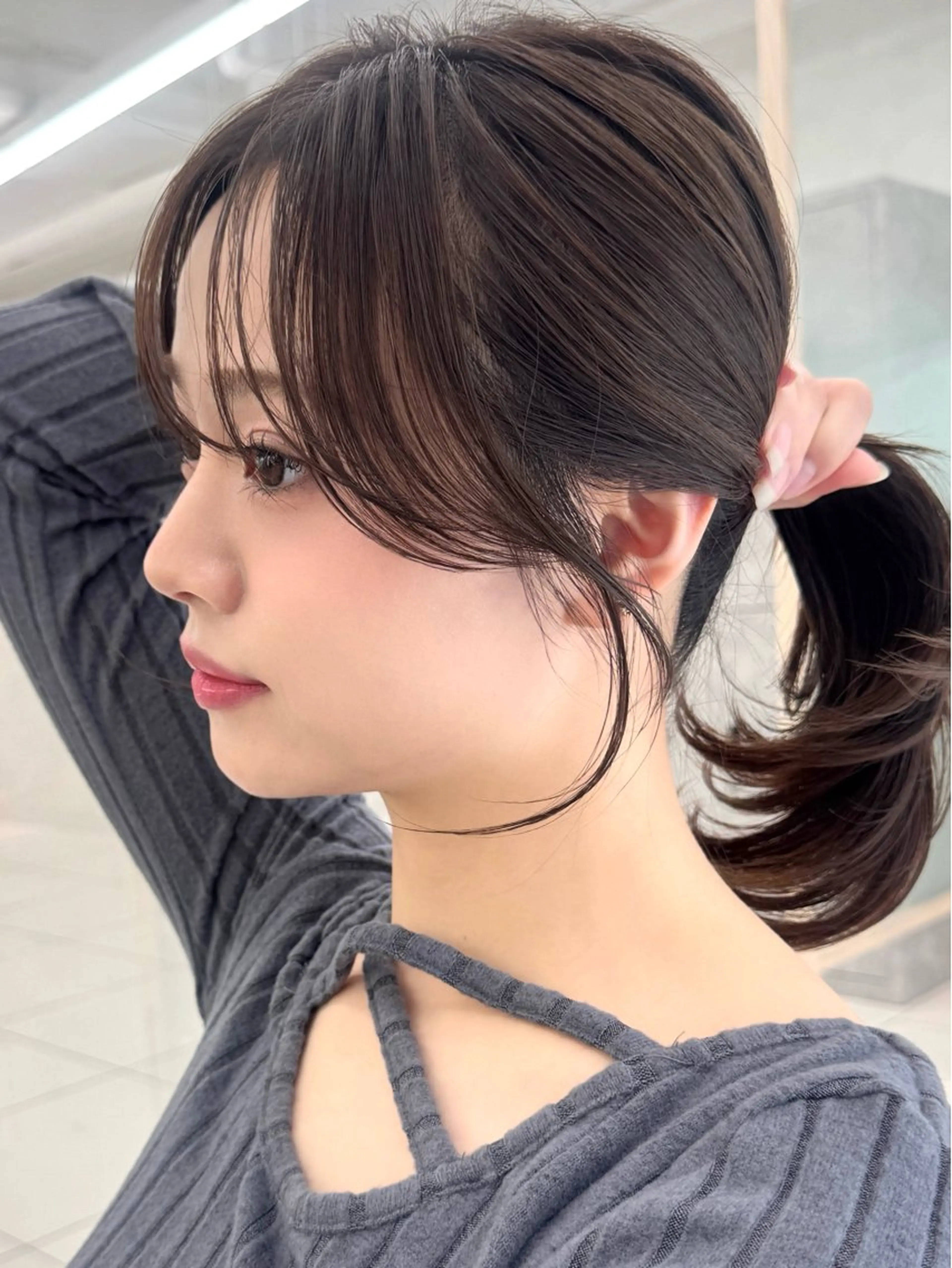 ロング 顔周りカット 韓国風ヘア レイヤーカット ロング 小顔カット カット 三鷹で1番ショート ボブをカットする新谷のヘアスタイル