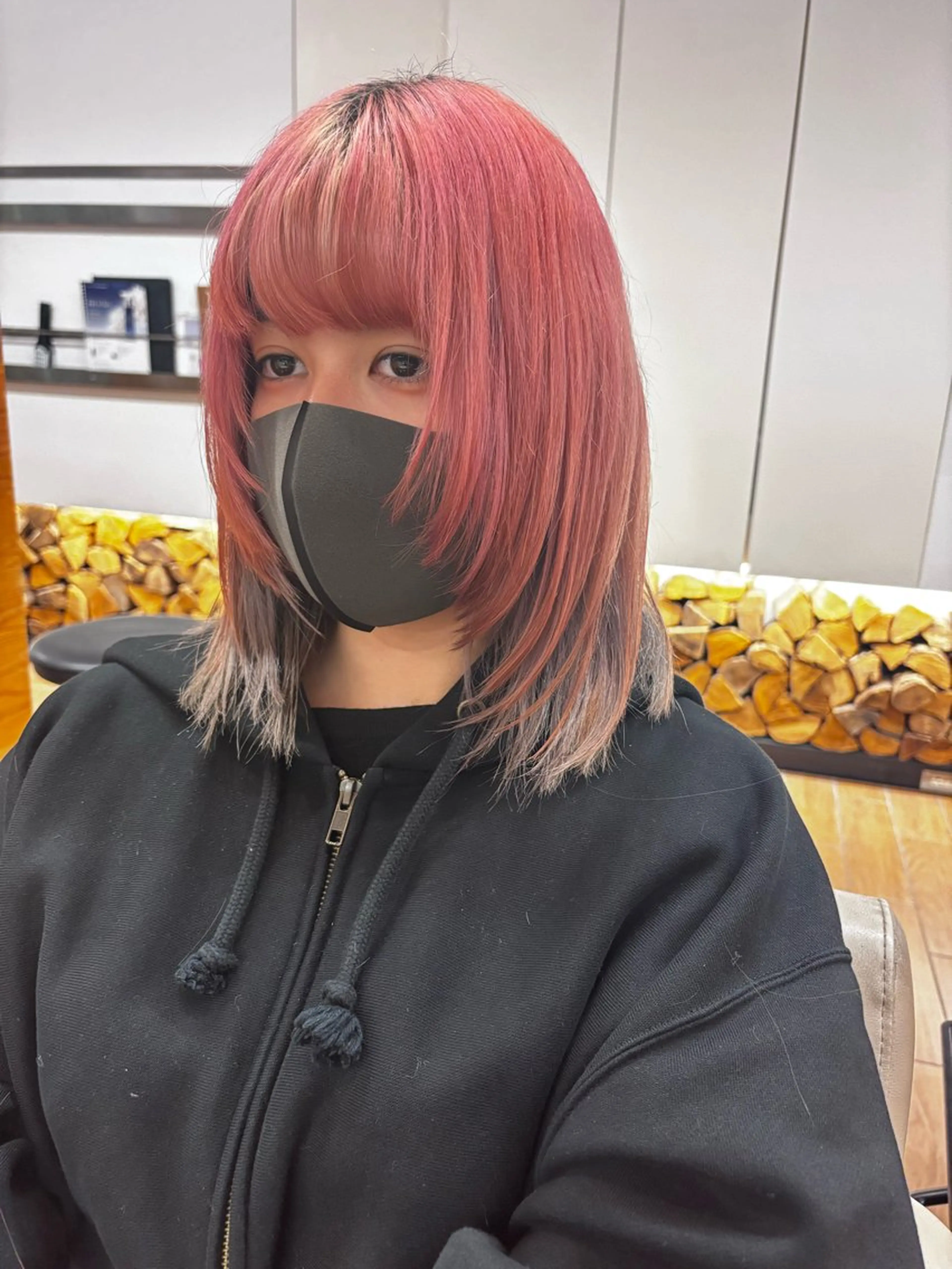 ミディアム 顔周りカット レイヤーカット 🌻須藤瑞希🌻 カット/艶カラーのマツエク・マツパデザイン