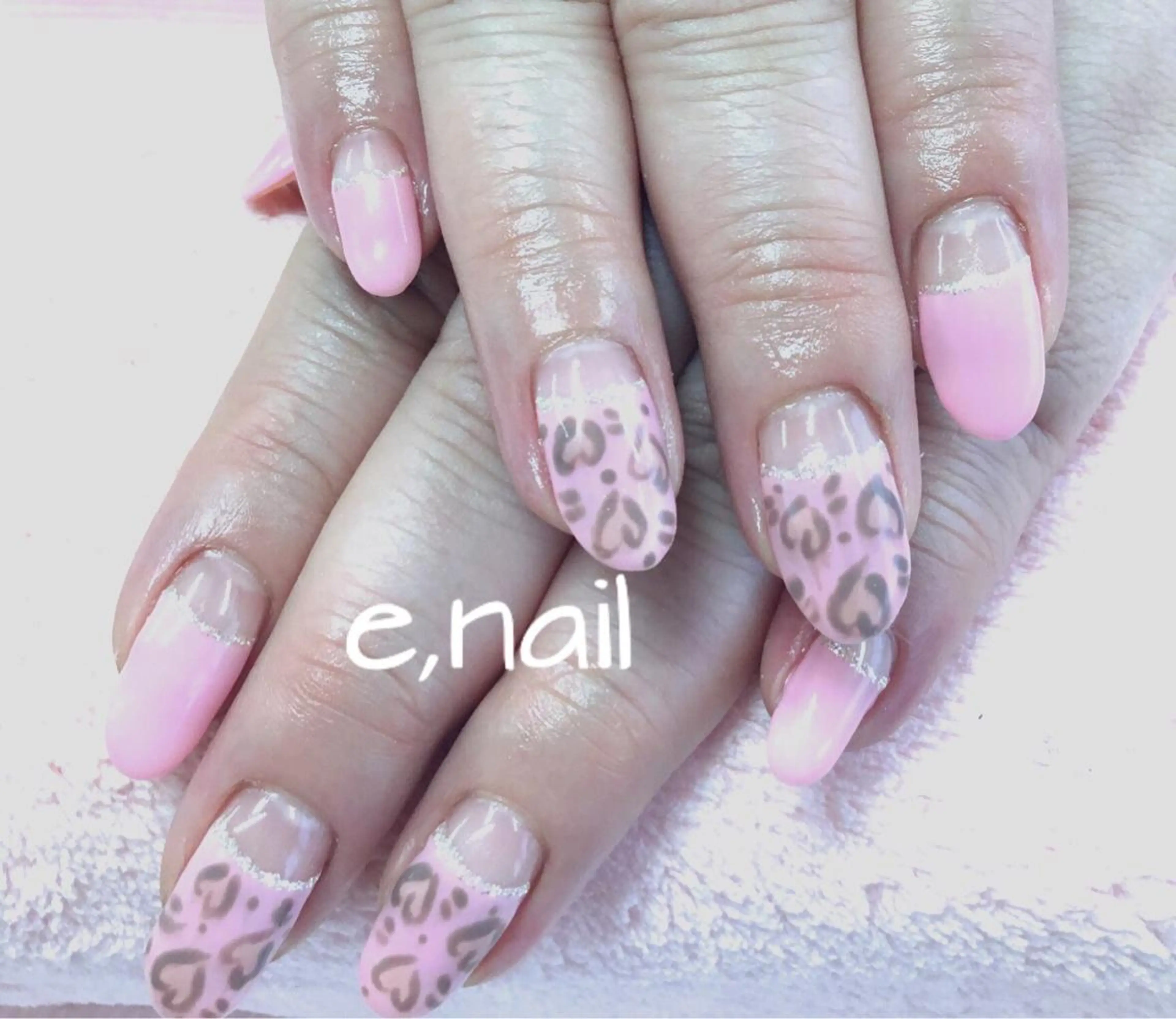 ネイル e.nail所属・和賀井 恵理のネイルデザイン