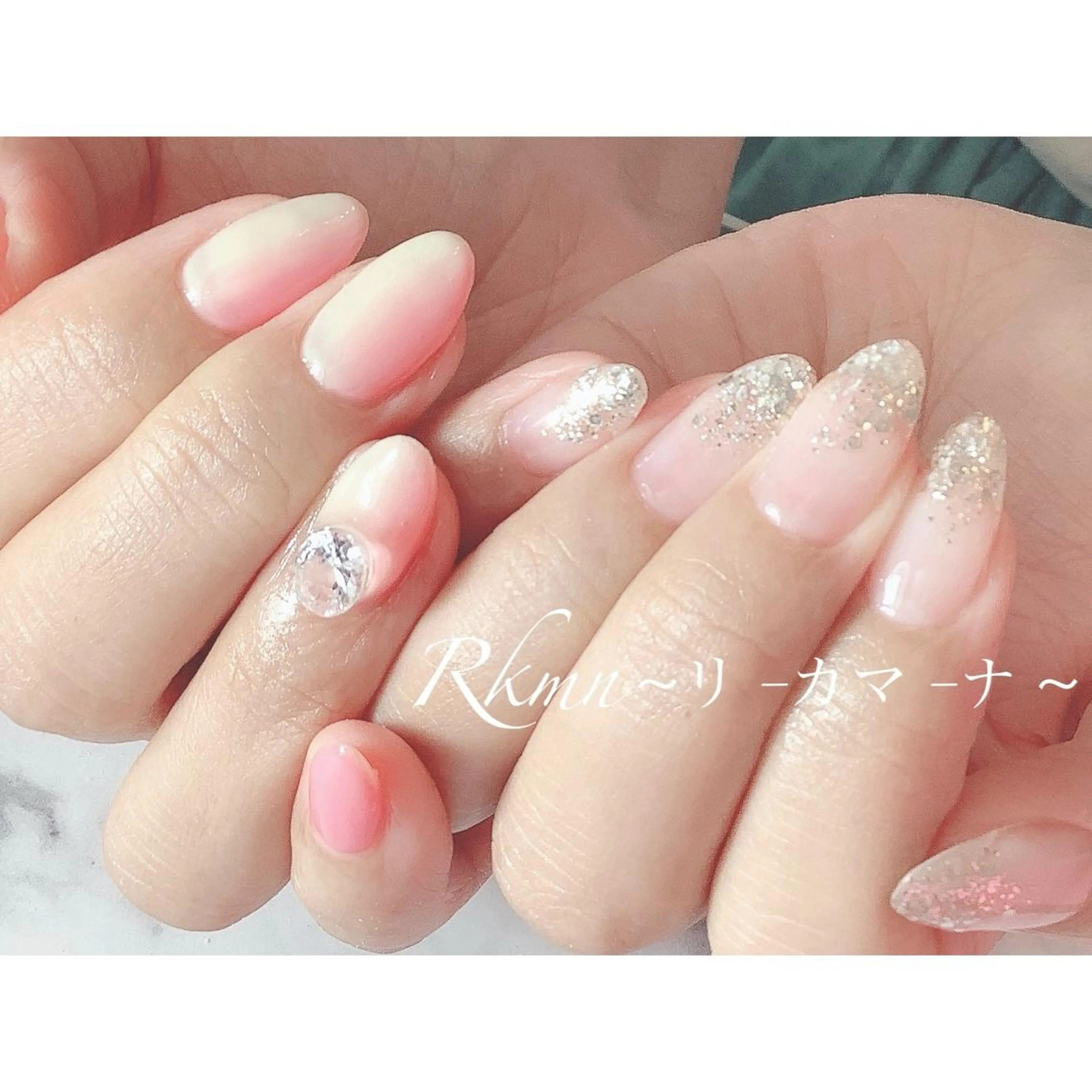 ネイル アートネイル フレンチネイル ジェルネイル グラデーション ラメ(グリッター) ハンドネイル フットネイル ハンドケア Rkmn ~リ-カマ-ナ~のネイルデザイン