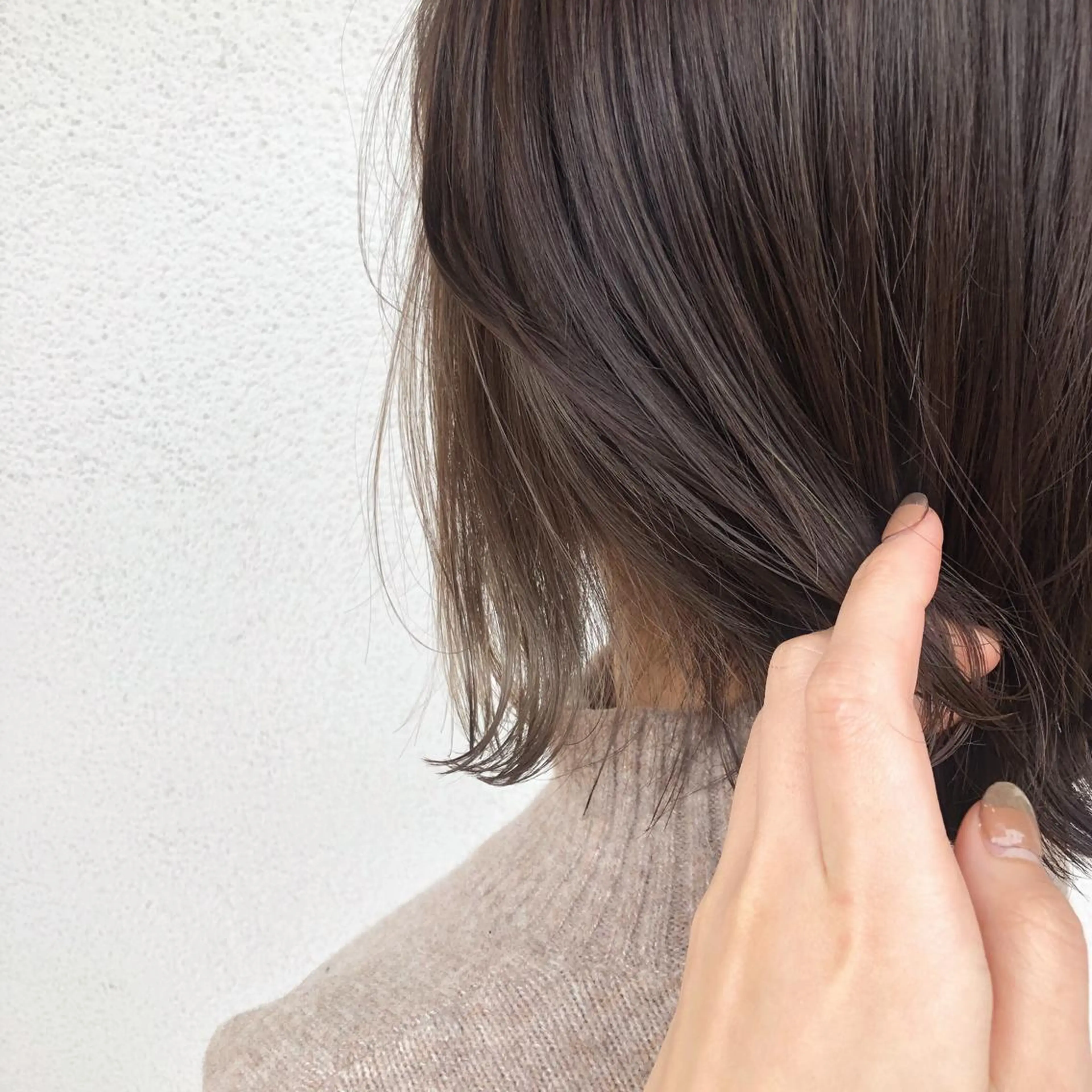 ミディアム カラー ヘアアレンジ ベージュカラー 透明感カラー インナーカラー ボブ 外ハネヘア ヘアカラー トリートメント 酸性縮毛矯正🧴韓国 レイヤー/髪質改善のヘアスタイル