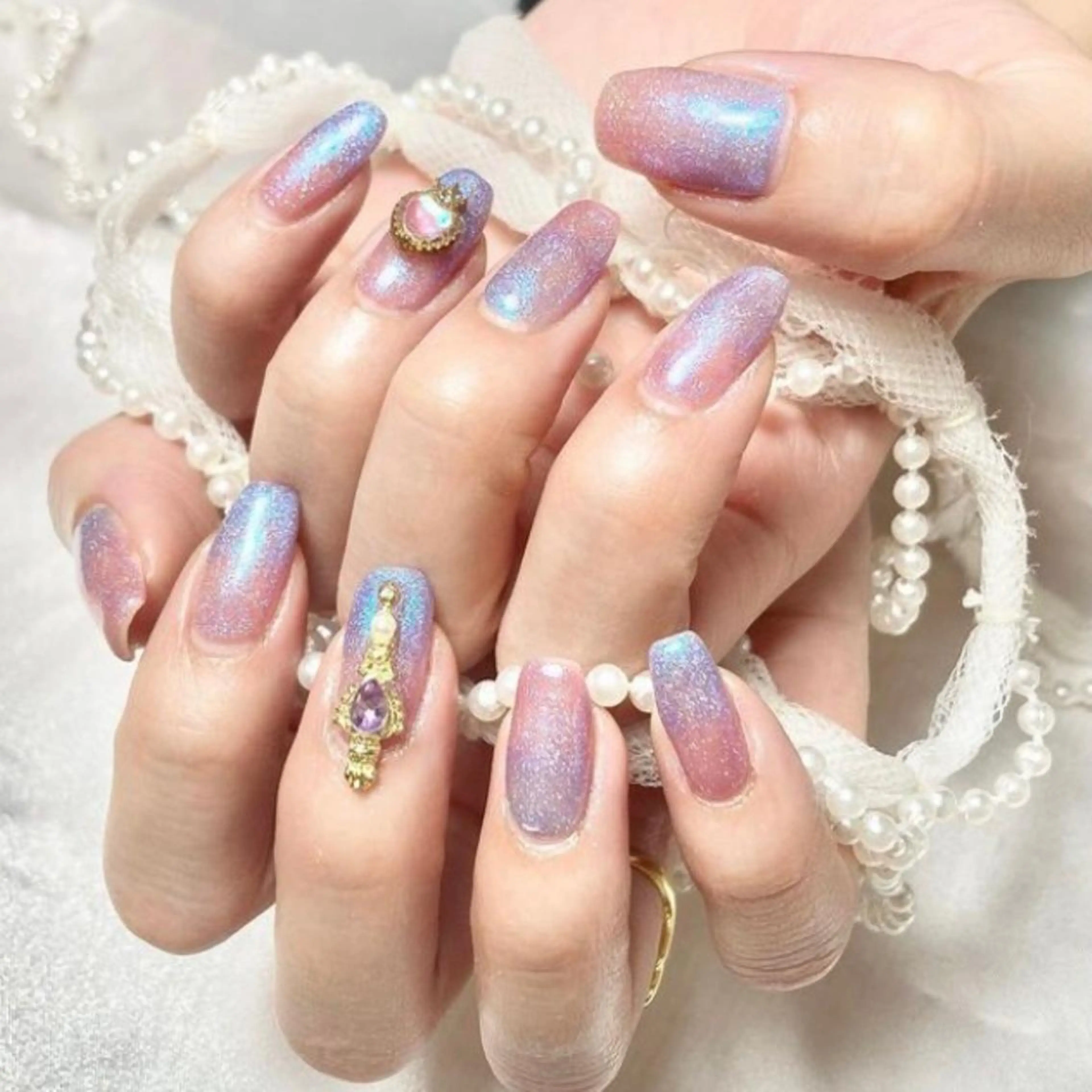 ネイル アートネイル オーロラネイル べっ甲ネイル ブルー ボルドー 韓国ネイル🇰🇷 miu/新大久保5分のネイルデザイン