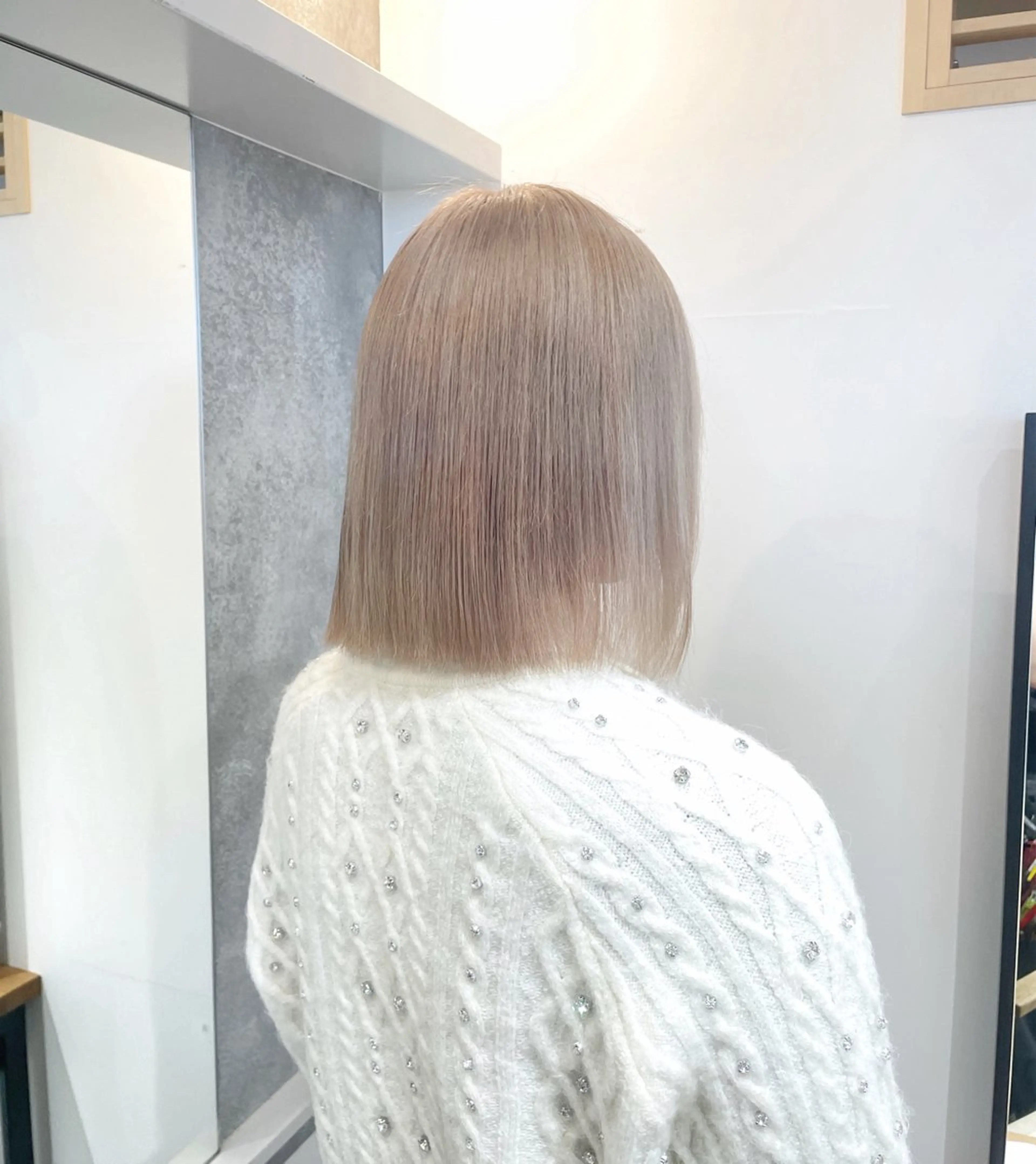 ショート カラー ベージュカラー ホワイトベージュ fuka/梅田/ ミルクティーベージュのヘアスタイル