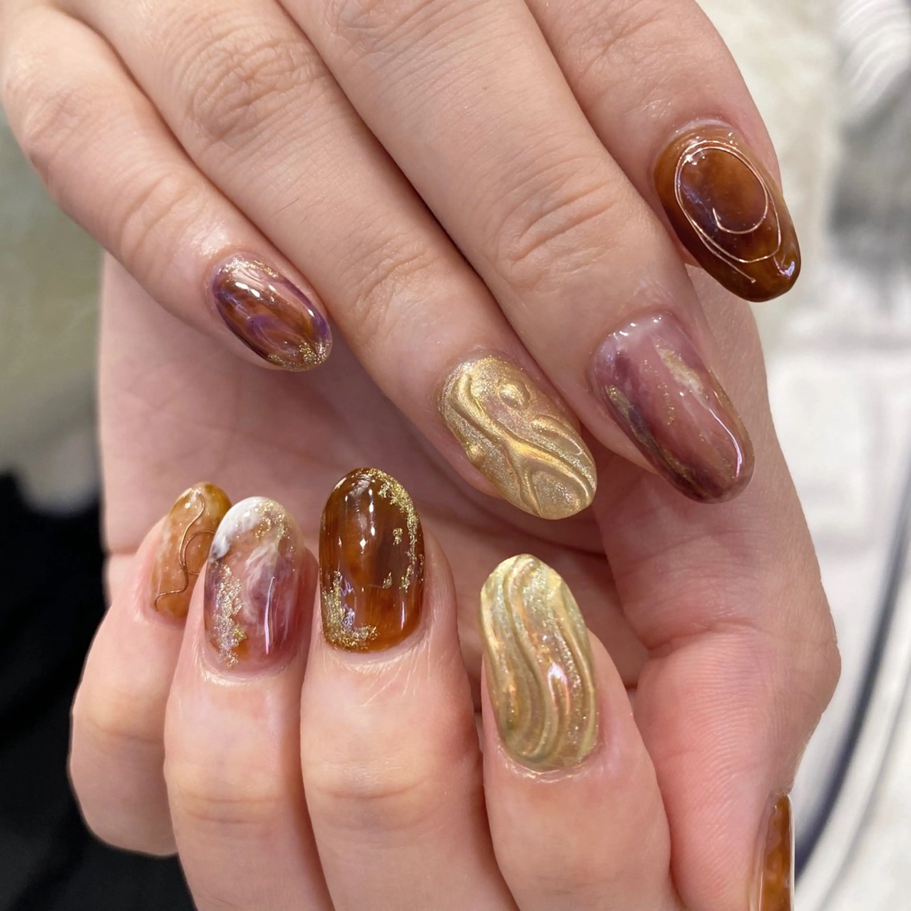 ネイル ハンドネイル ハンドケア カンナ【Y2Kネイル /コーンロウ】のネイルデザイン