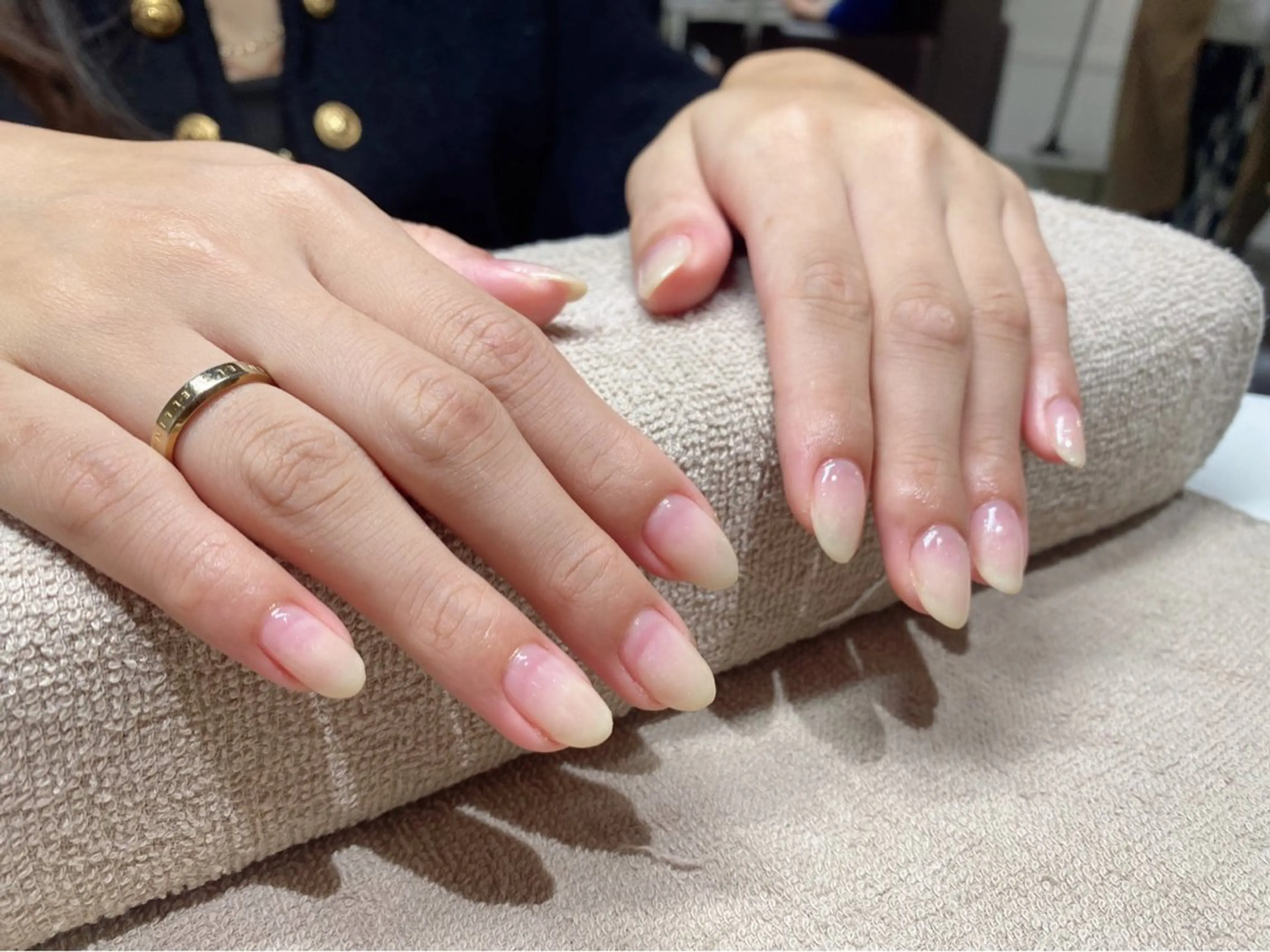 ネイル フットネイル グラデーション ラメ(グリッター) ラメグラデーション ワンカラーネイル nail今村 澪奈のネイルデザイン