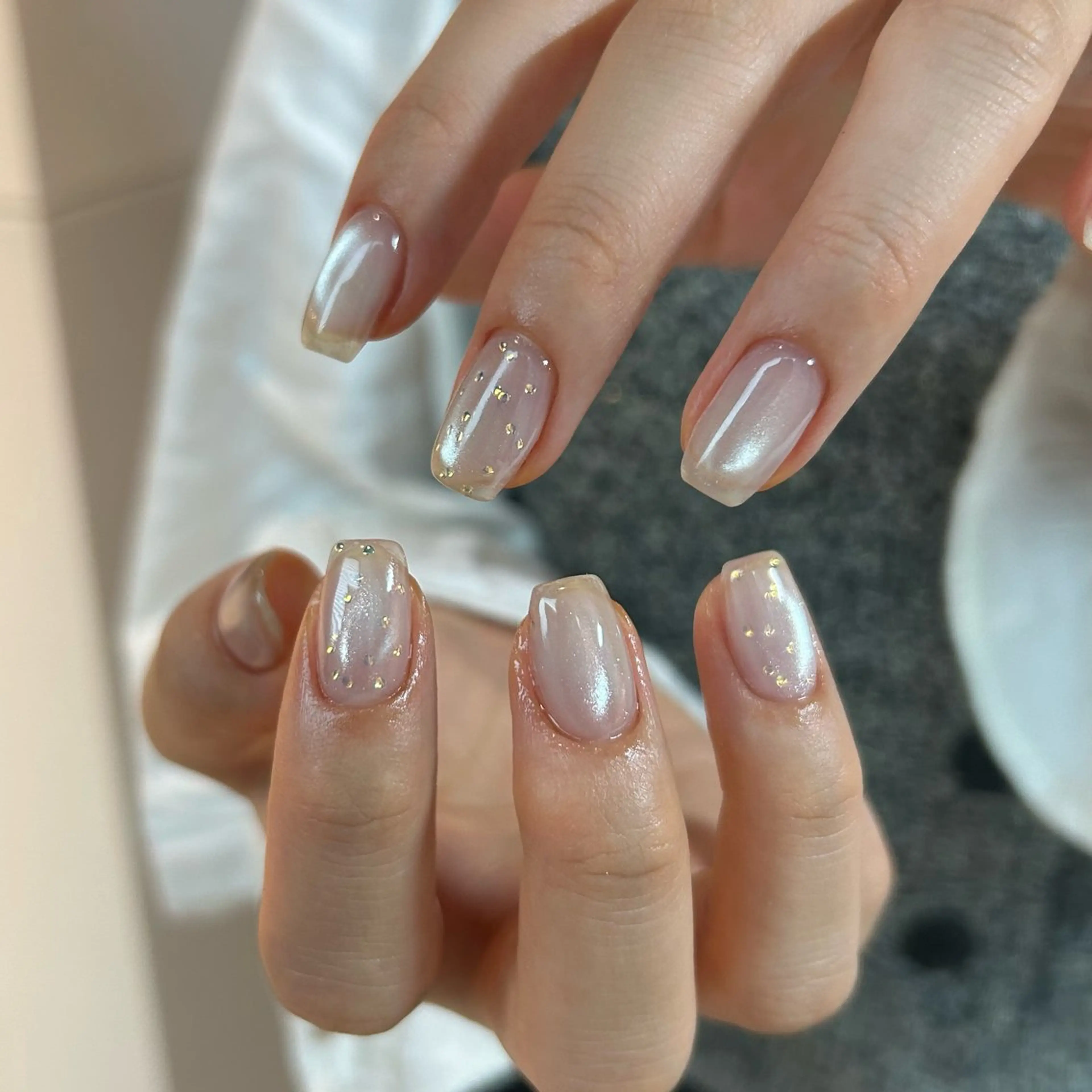 ネイル マグネットネイル ホワイト ハンドネイル シンプルネイル Ezura Yumiのネイルデザイン
