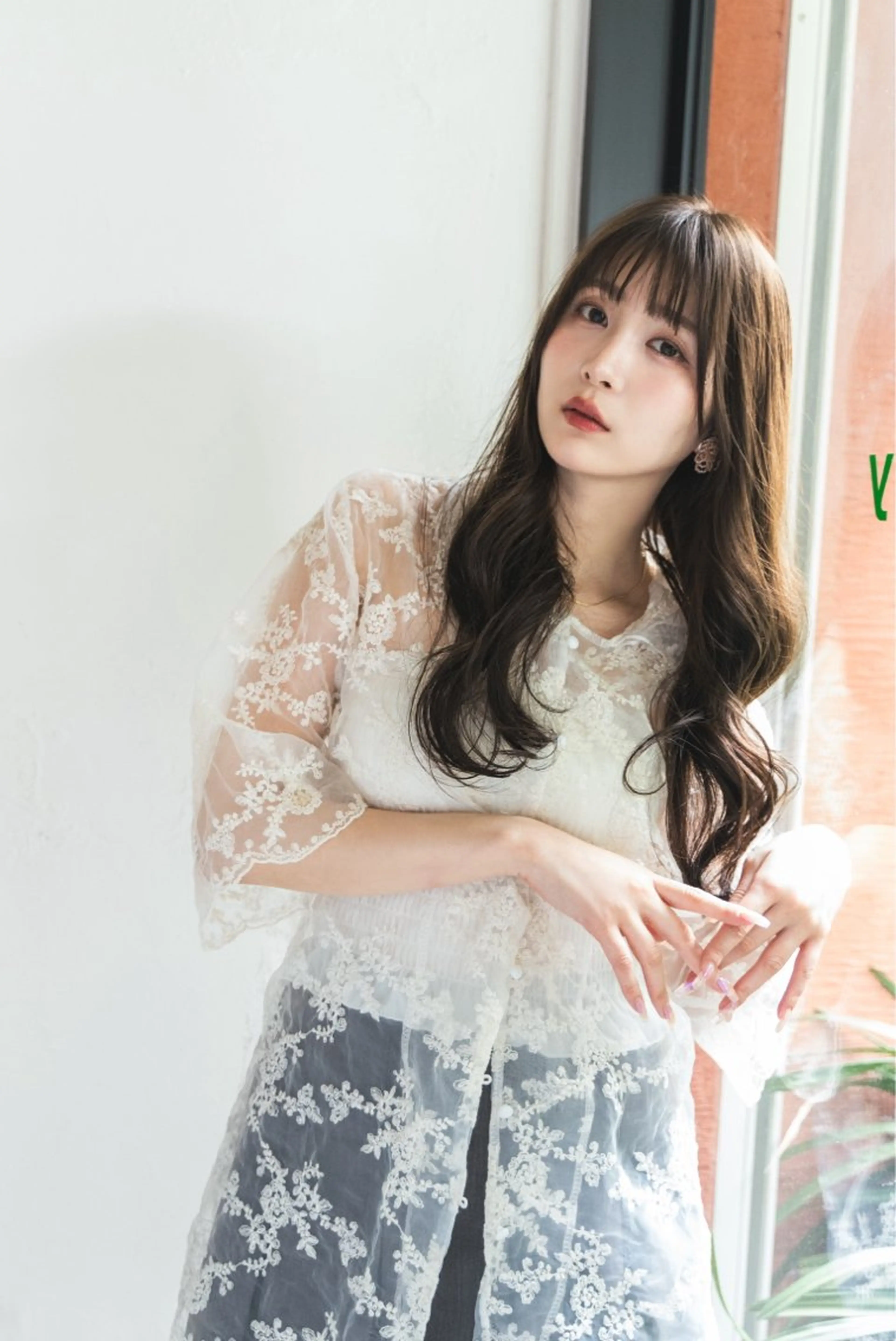 ロング カラー パーマ ヘアアレンジ ももな/レイヤー/ ベージュカラー/駒沢のヘアスタイル