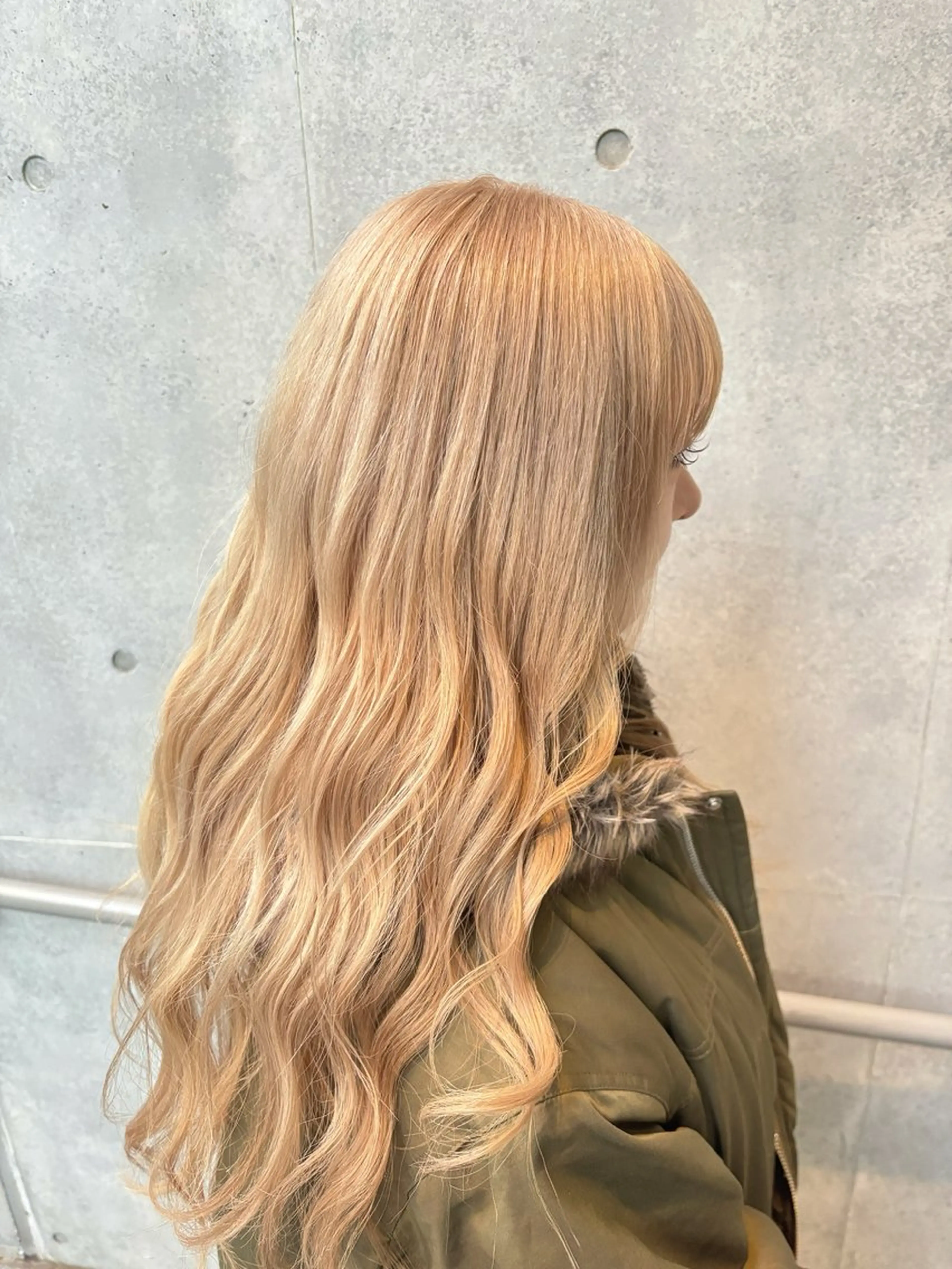 〖ダブルカラー〗ブリーチリタッチ➕全頭カラー🎀🫧（ケアブリーチ）の写真