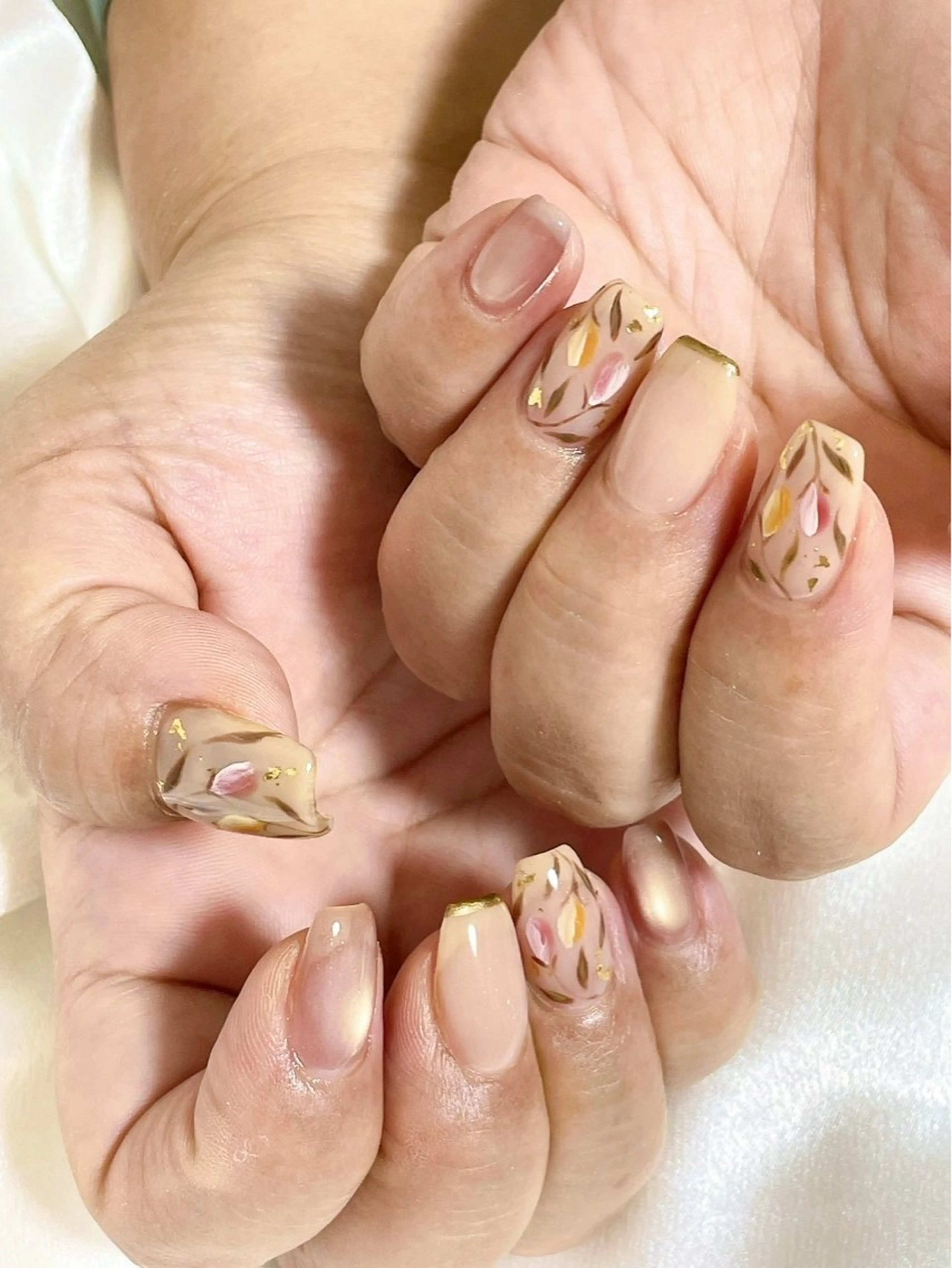 ネイル オーロラネイル 桜ネイル フラワーネイル フットネイル フレンチネイル ハンドネイル kikinail 溝の口のネイルデザイン