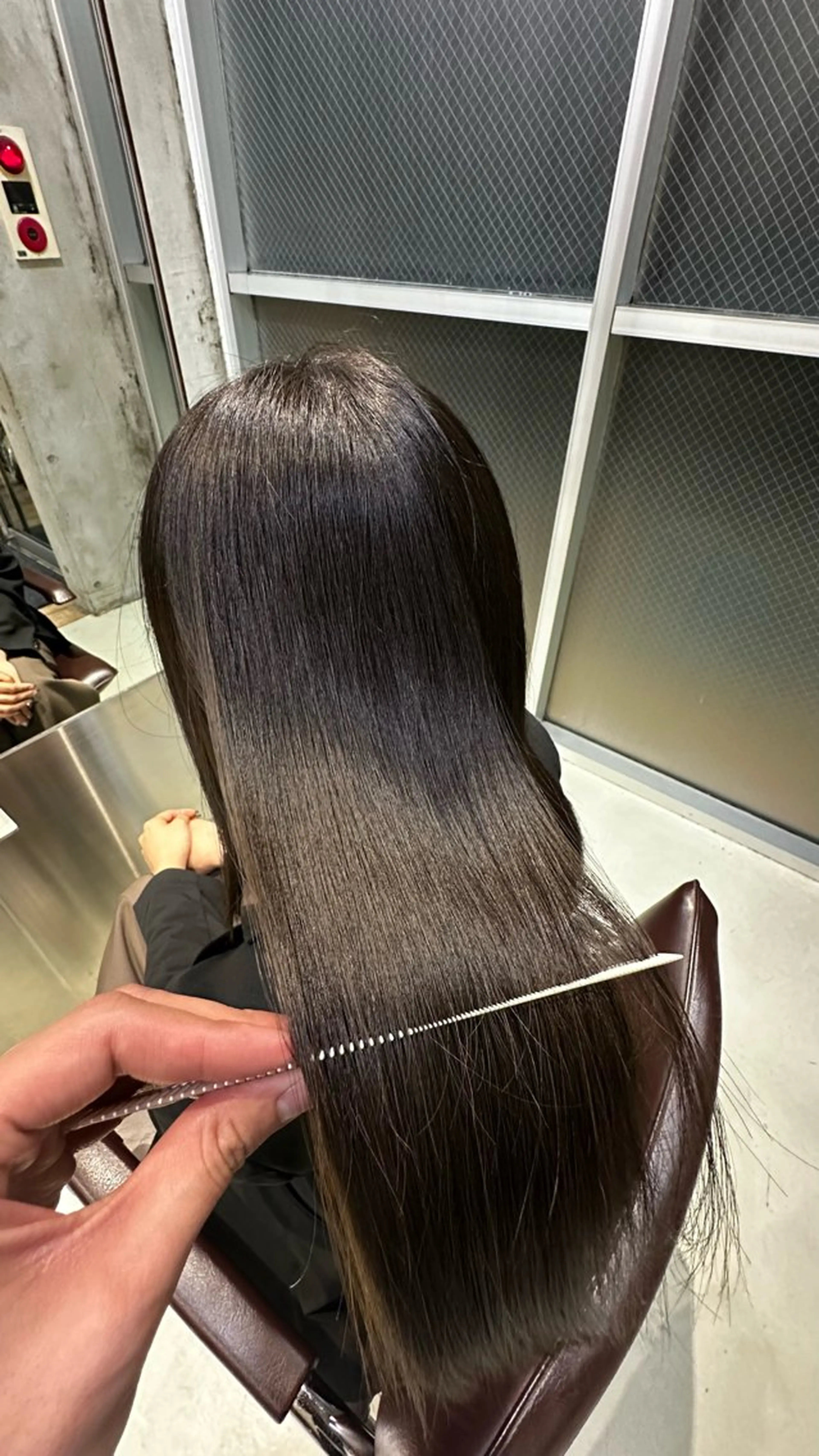 ミディアム カラー ヘアカラー fifth原宿 宮部蓮のヘアスタイル