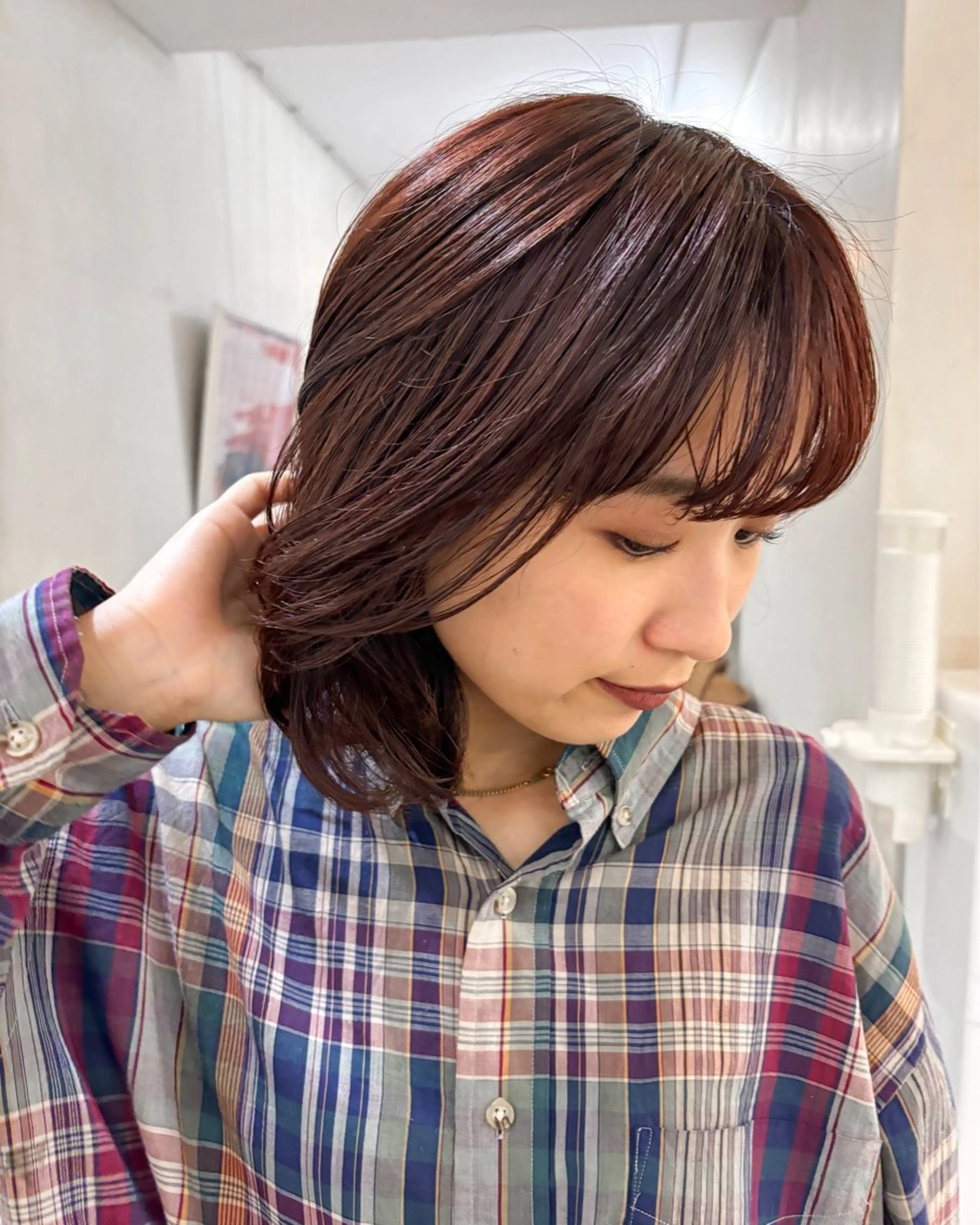 ミディアム カラー ブリーチ ブリーチなしカラー レッドカラー 結莉/ボブ/ 縮毛矯正のヘアスタイル