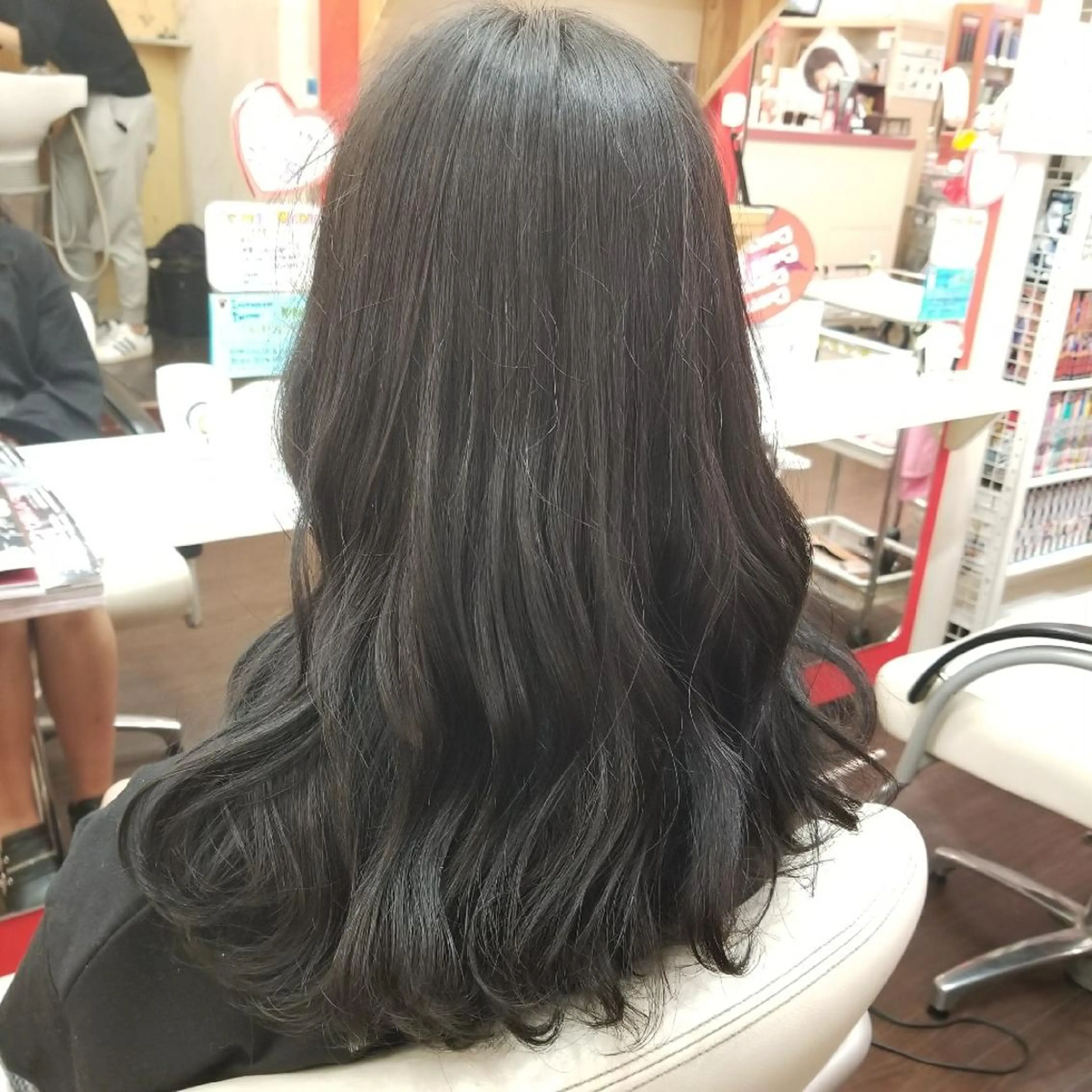 ミディアム カラー 植田 /エクステ /ブリーチ/髪質改善のヘアスタイル