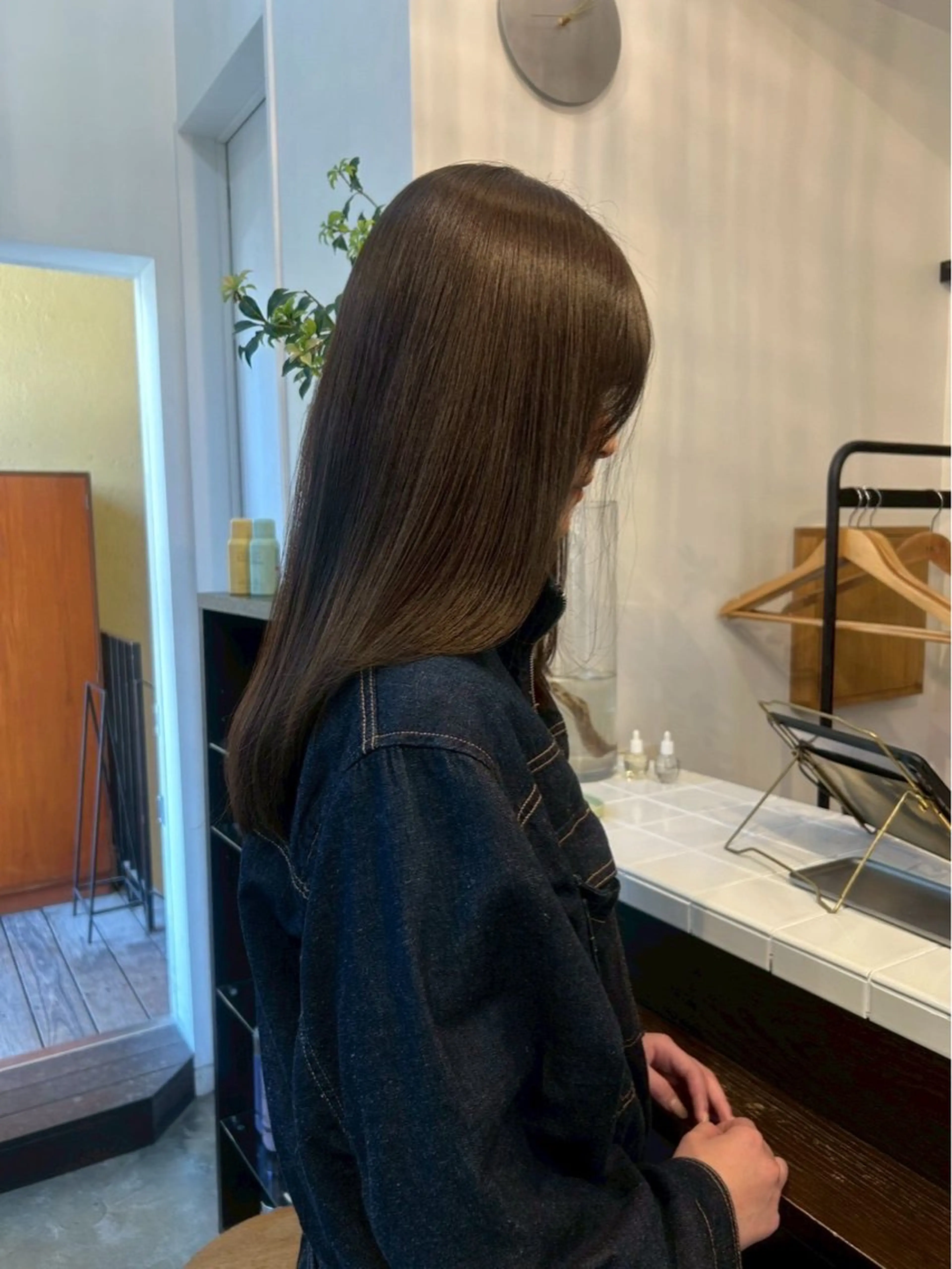 セミロング カラー 瀬田 ひかりのヘアスタイル