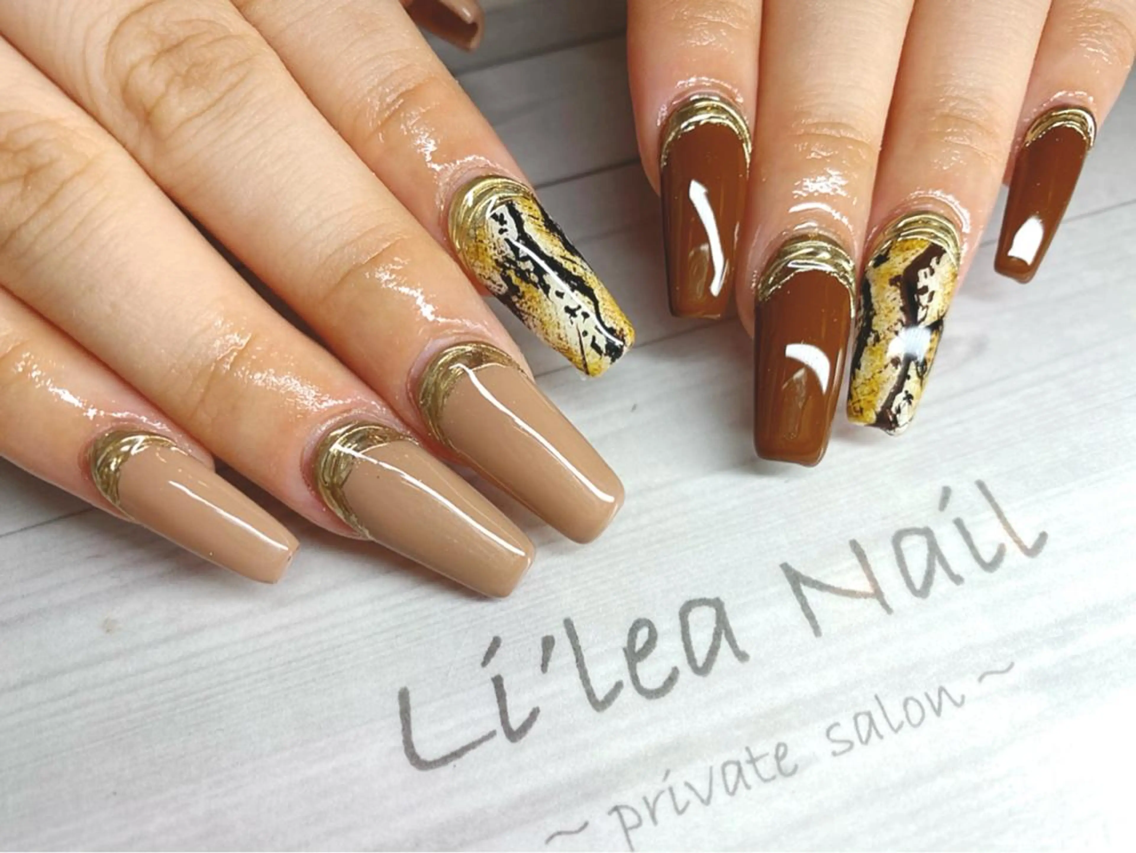 ネイル Li'leaNail AINAのネイルデザイン