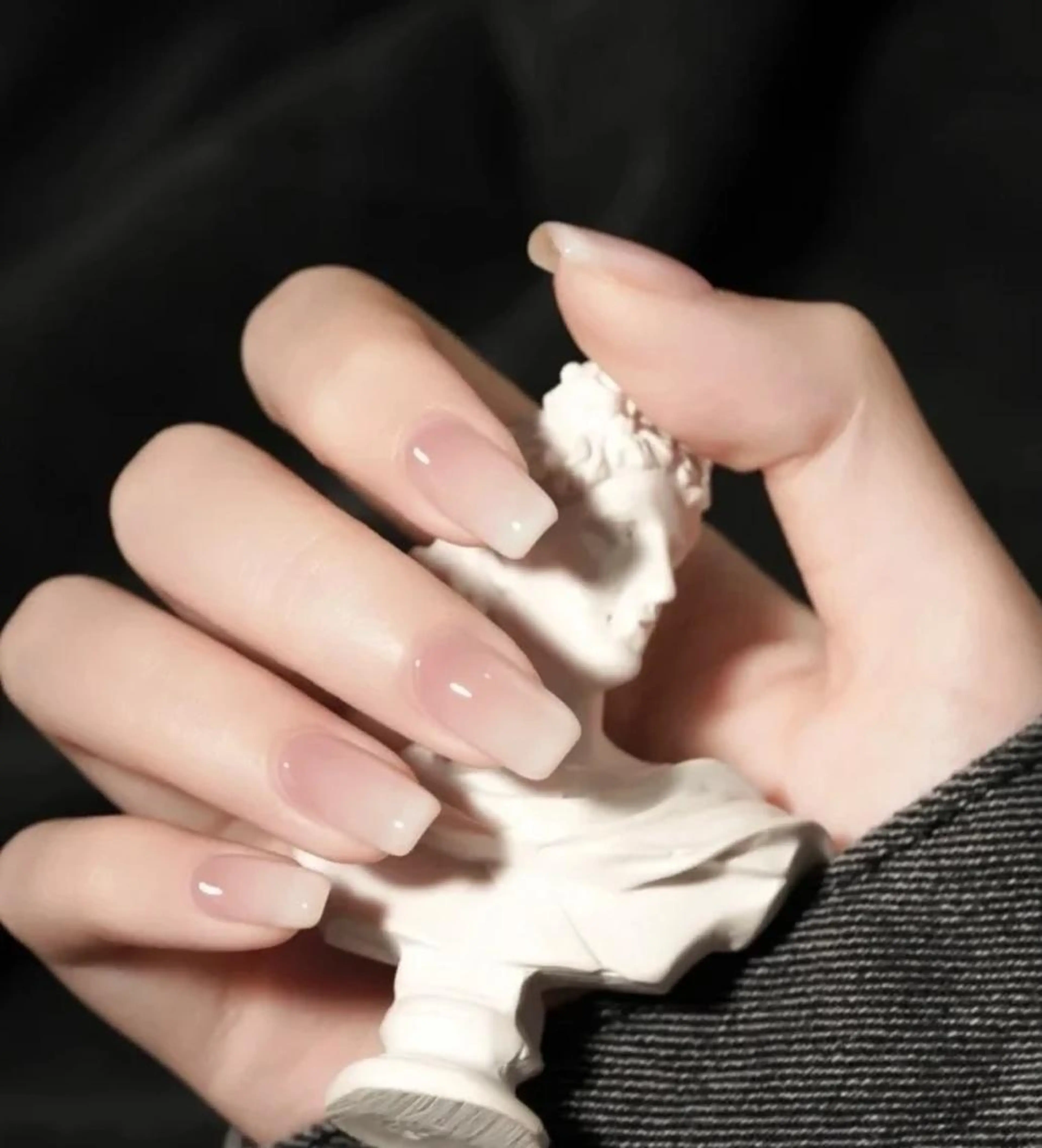 ネイル ハンドネイル Theone栄店 田口のネイルデザイン