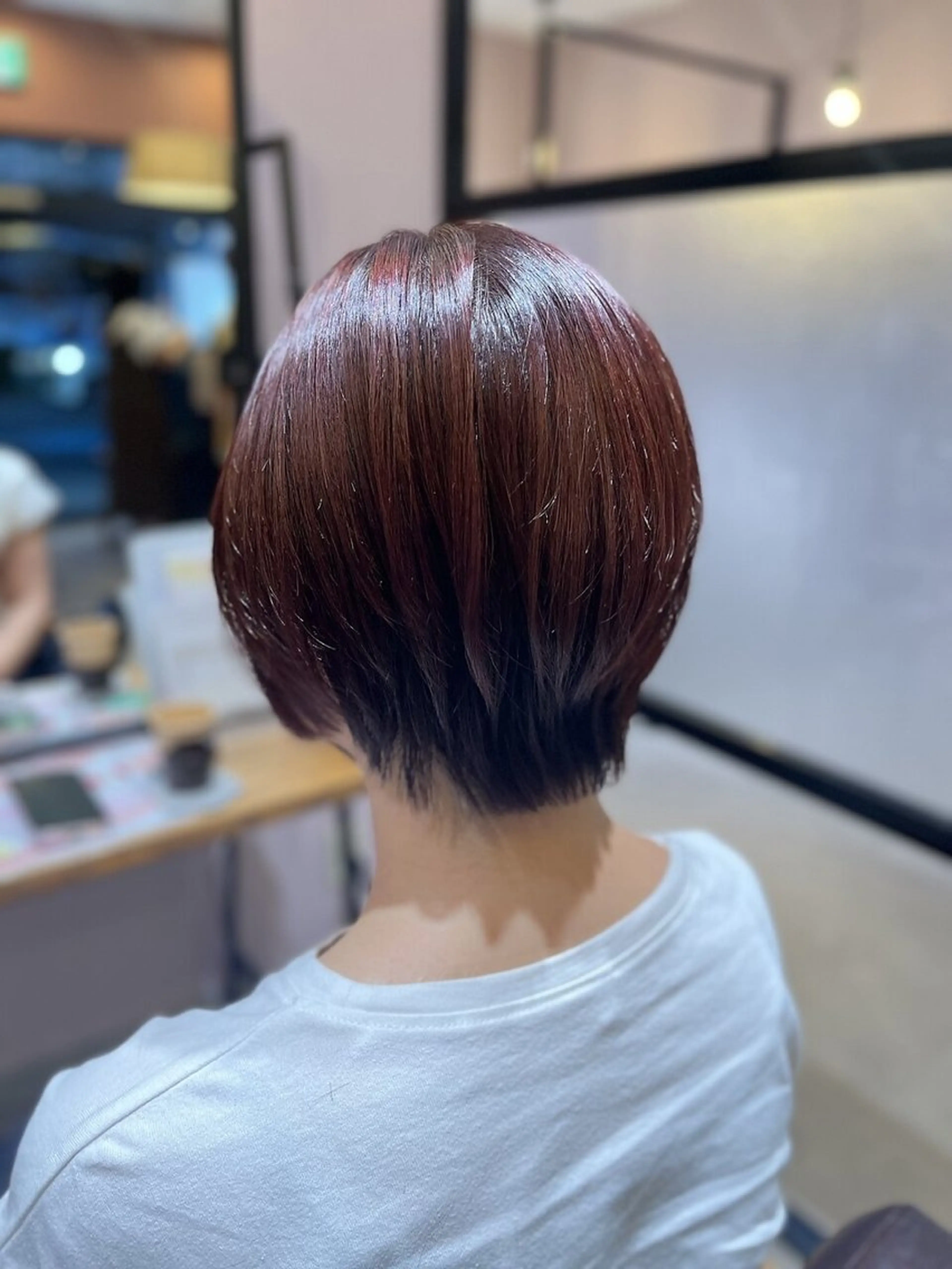 カラー 西原 愛紗のヘアスタイル