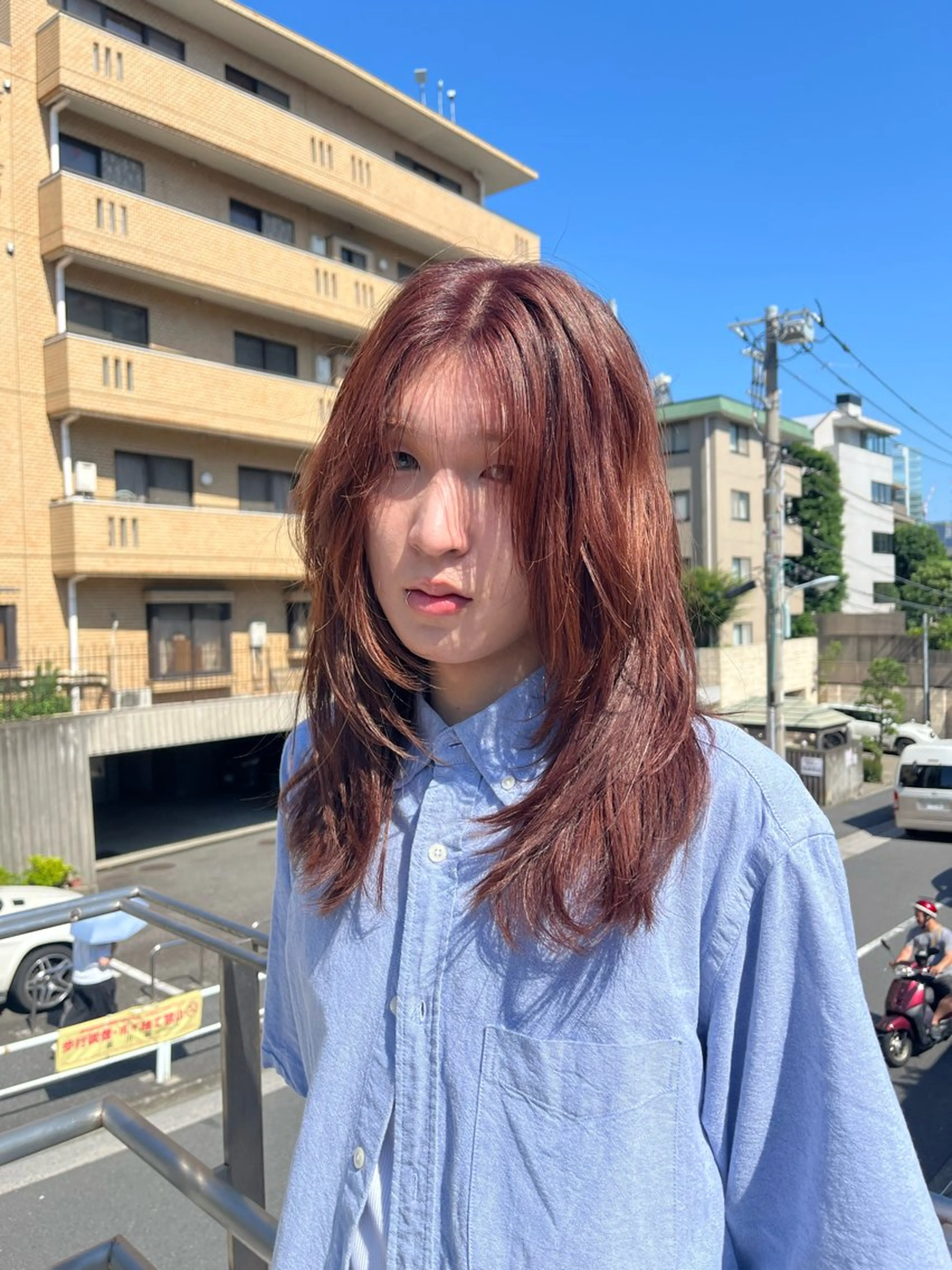 ミディアム レイヤーカット カット ヘアカラー トリートメント sourceliebe所属・レイヤー／前髪／顔 周りakaneのヘアスタイル