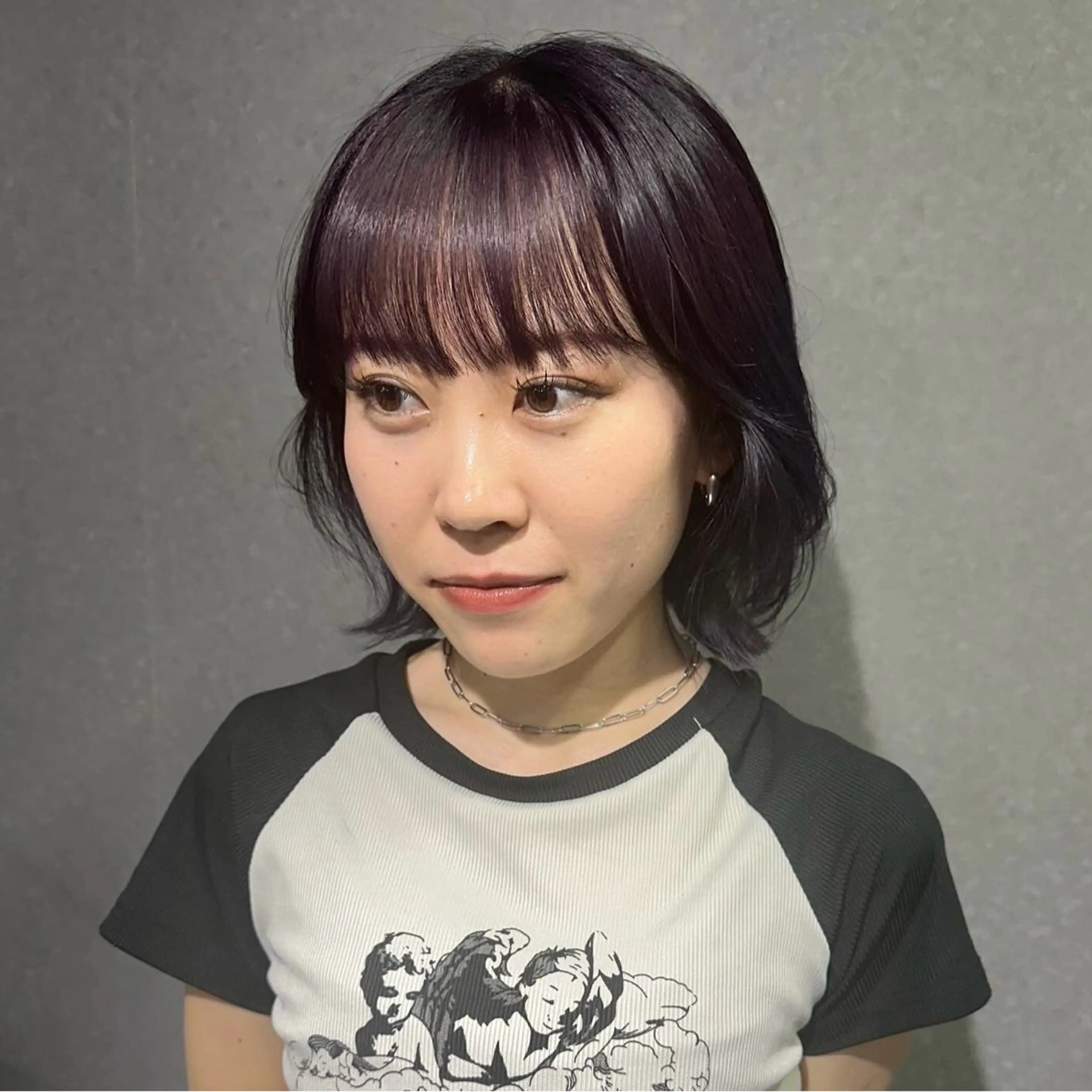 ショート カラー ボブレイヤー ラベンダーカラー ボブ レイヤーカット カット マエダルイ🌐 レイヤースタイルのヘアスタイル