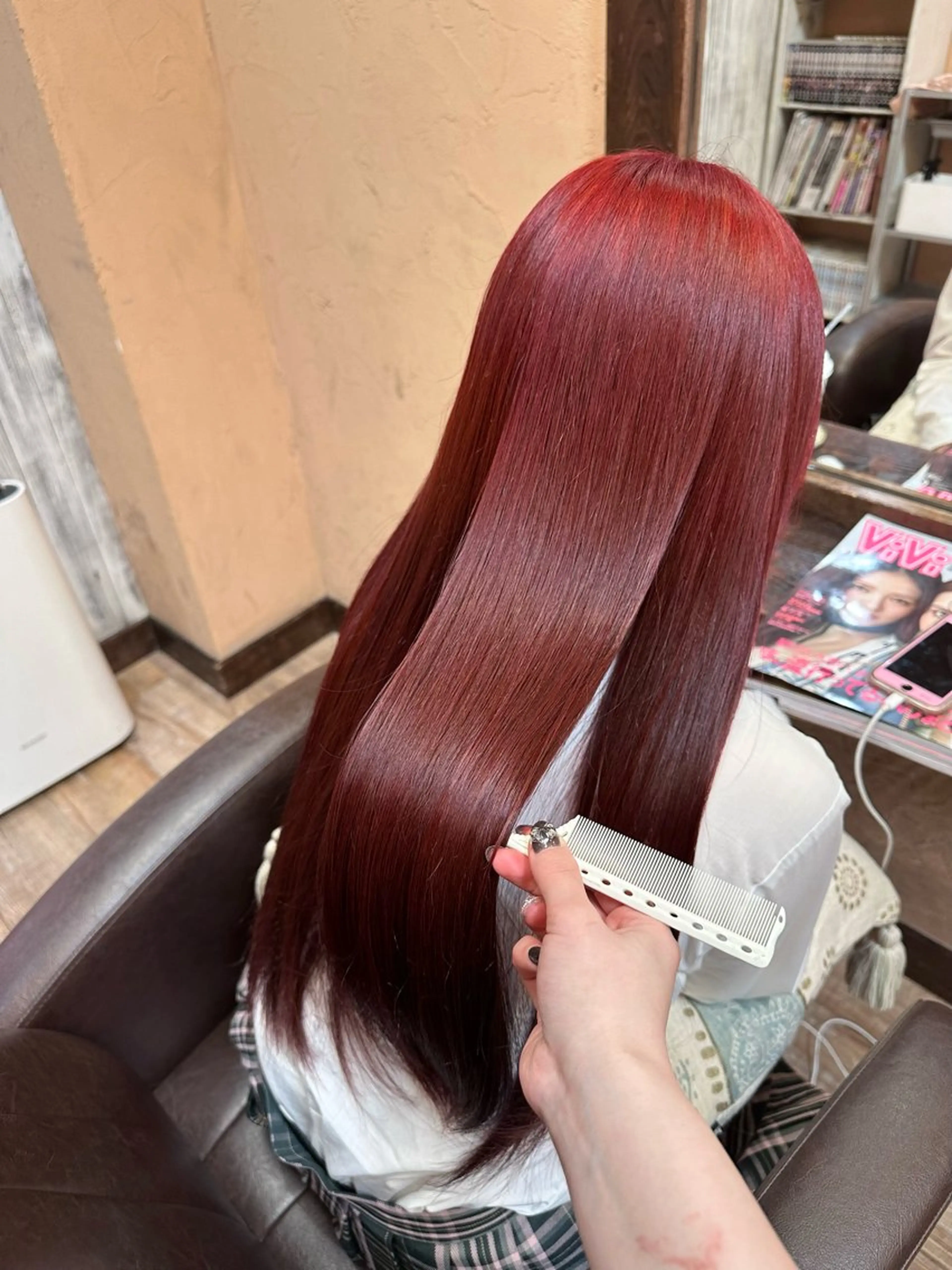 ロング カラー ブリーチ🩵レイヤー Maho🐻‍❄️のヘアスタイル