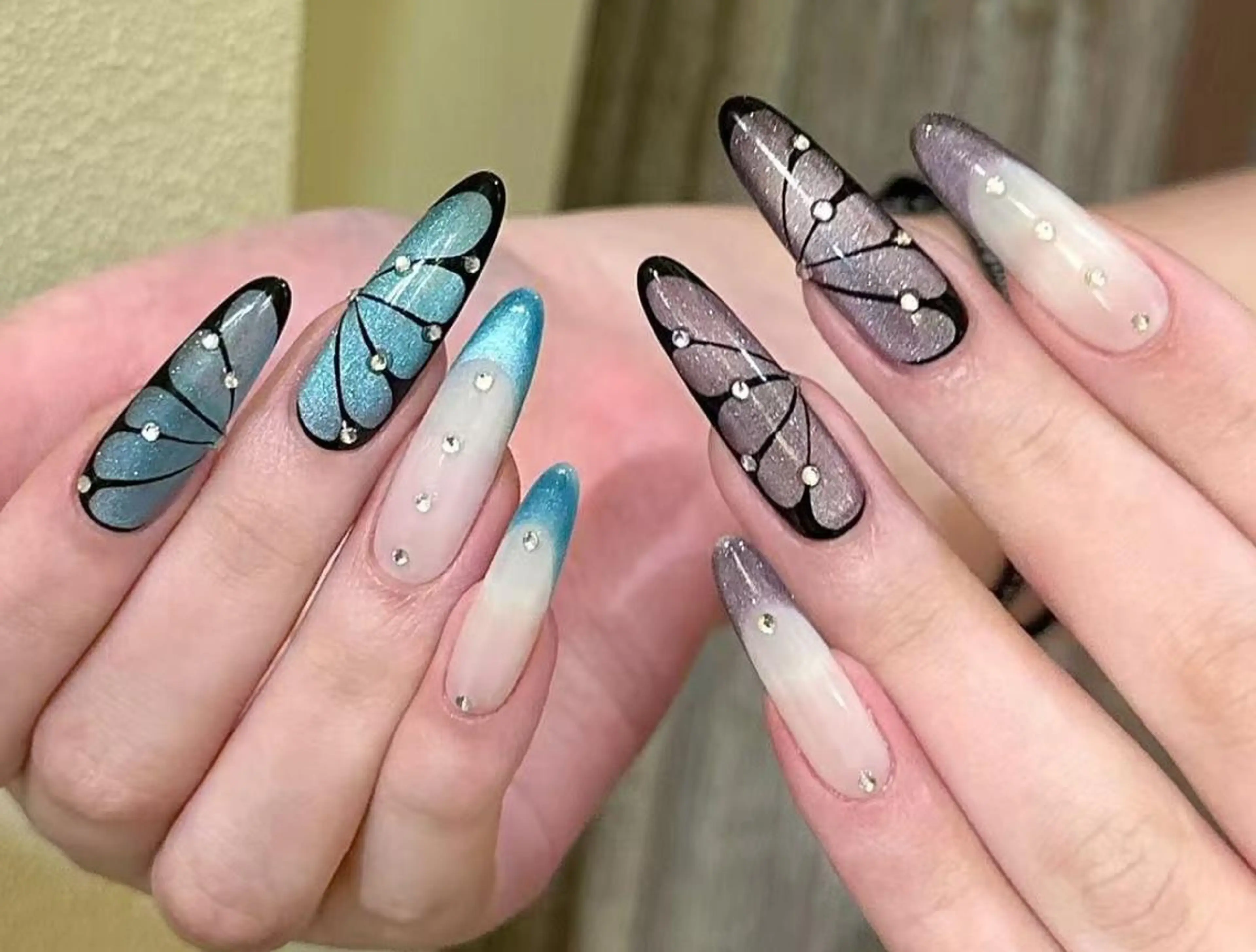 ネイル ハンドネイル 🎀 NaNa_nailのネイルデザイン