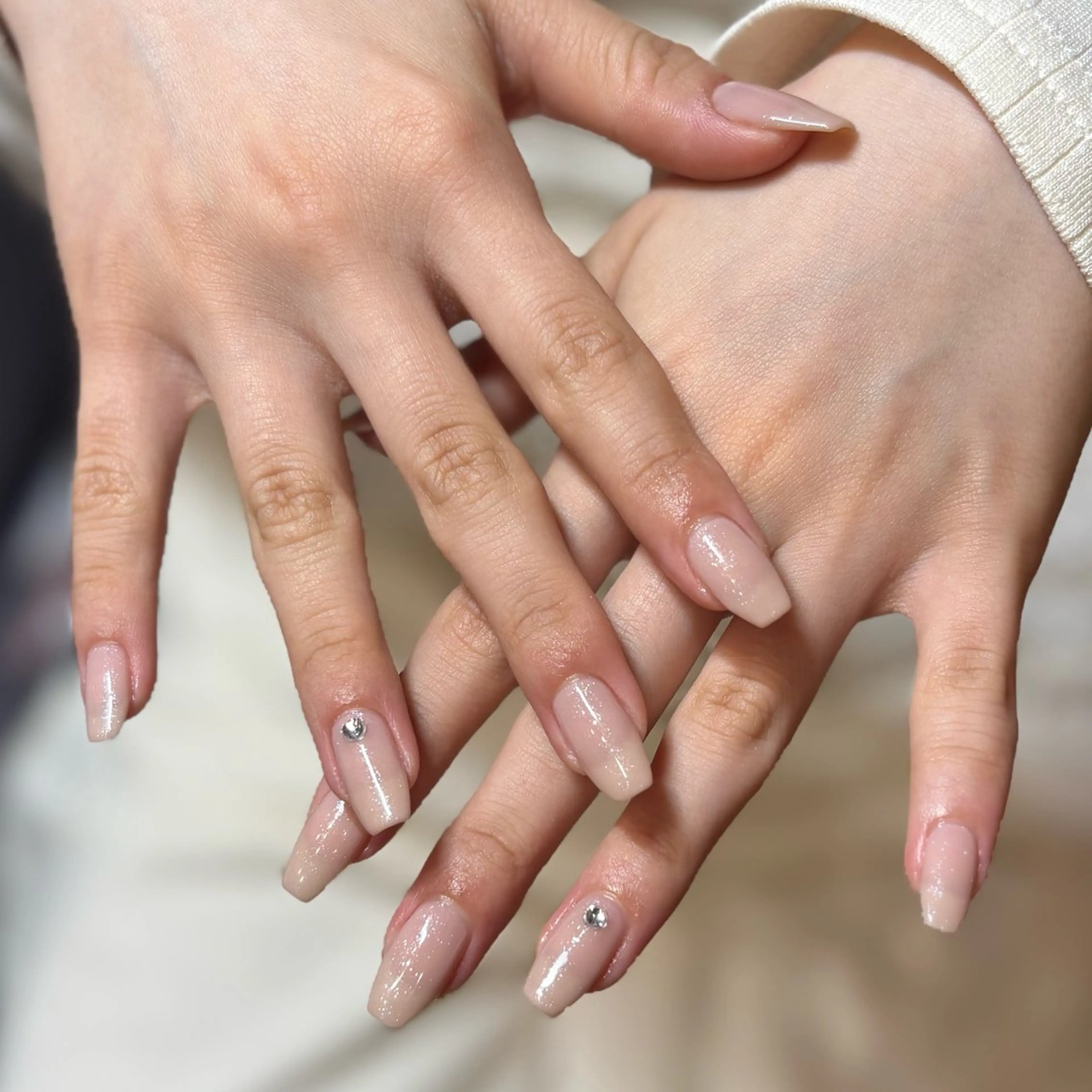 ネイル ワンカラーネイル ストーンネイル AYAMI🐥 モデルさん募集中のネイルデザイン