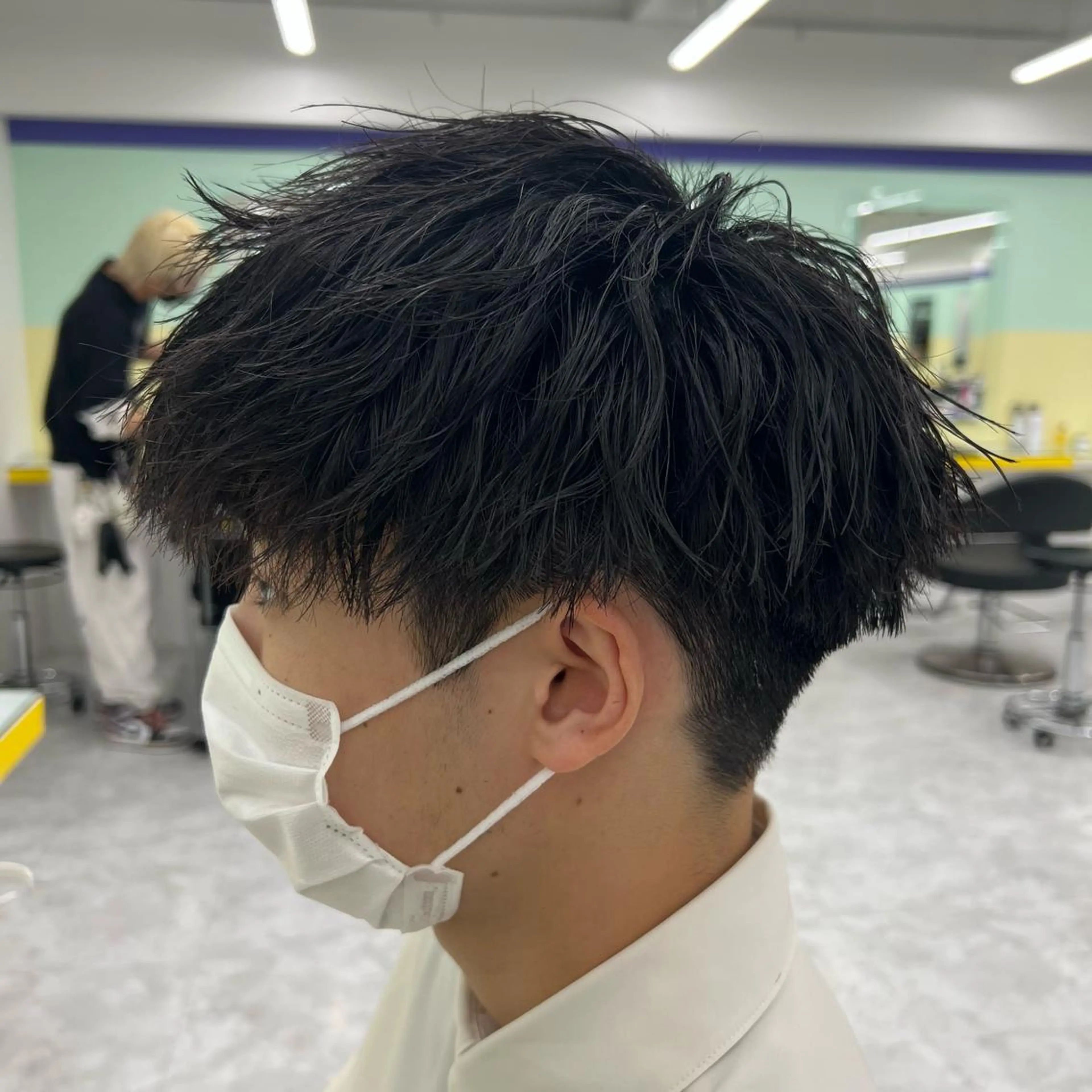 ショート カラー パーマ ヘアアレンジ メンズ キッズ ネイル マツエク・マツパ アイブロウ アップバング センターパート メンズハイライト マッシュ メンズパーマ 🔷横浜1のパーマ 職人🔷将太郎のヘアスタイル