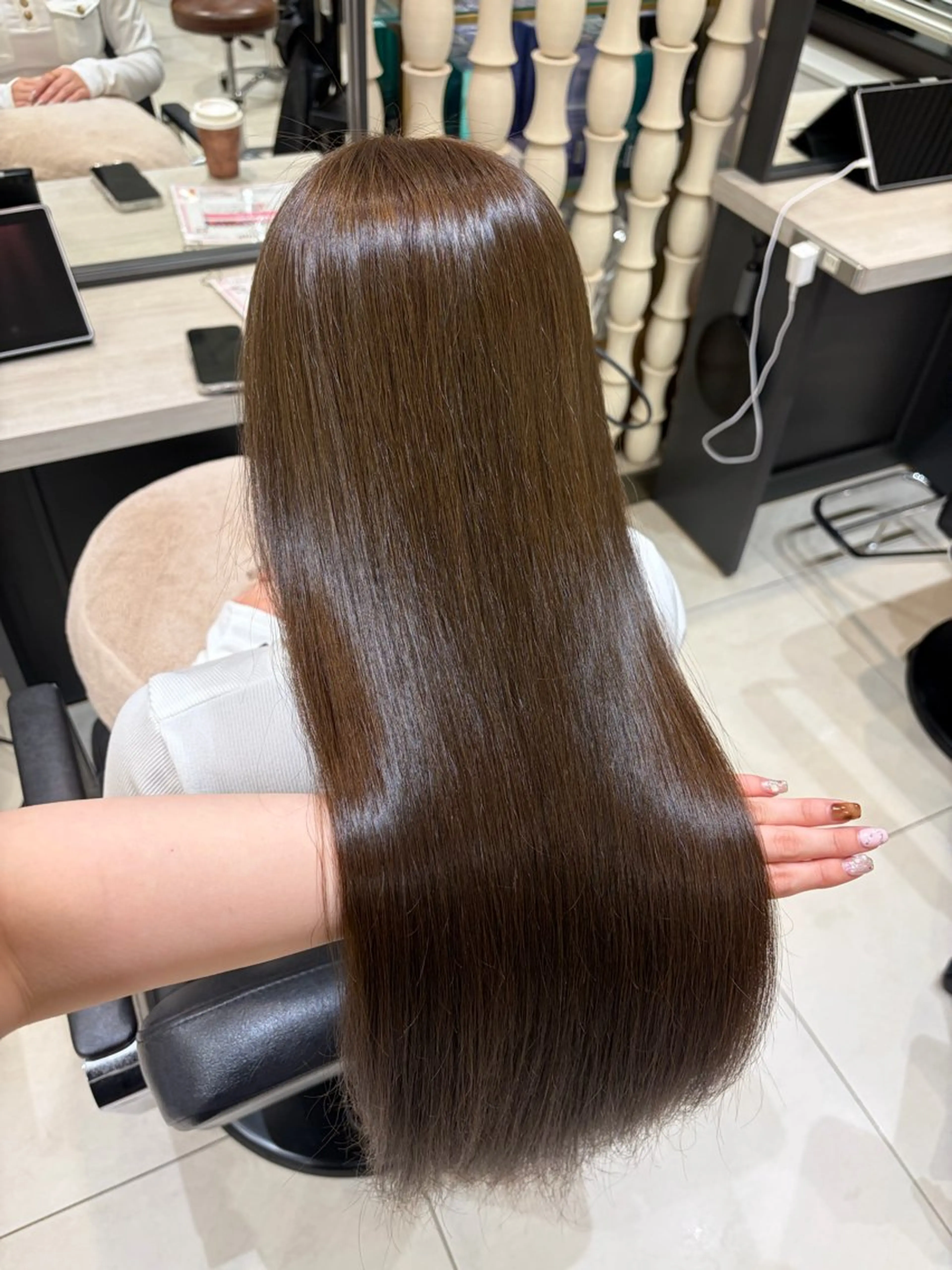 ロング カット ヘアカラー すみれ✨レイヤー 🫧透明感カラーのヘアスタイル