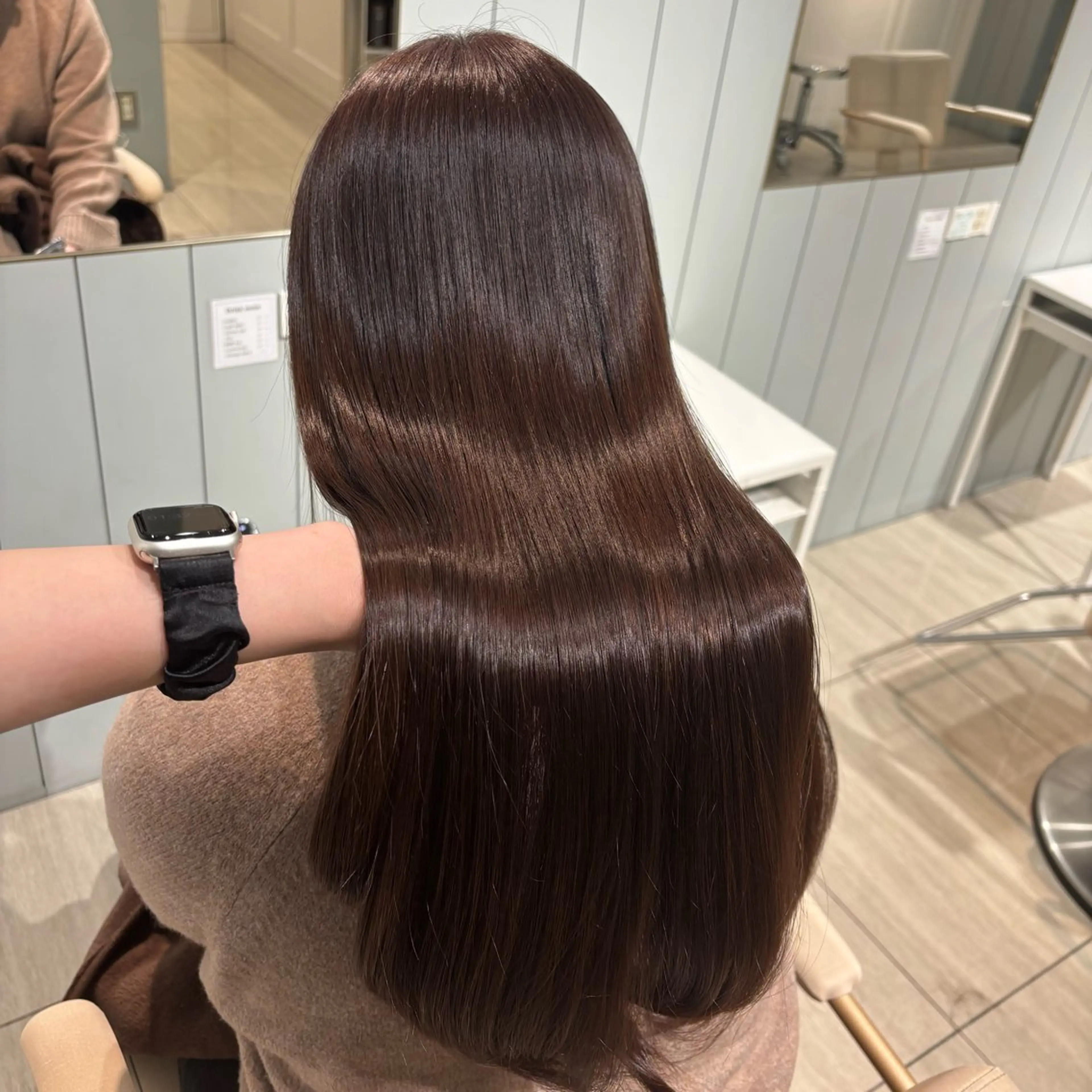 カラー 髪質改善 縮毛矯正／レイヤー／ 髪質改善／海月のヘアスタイル