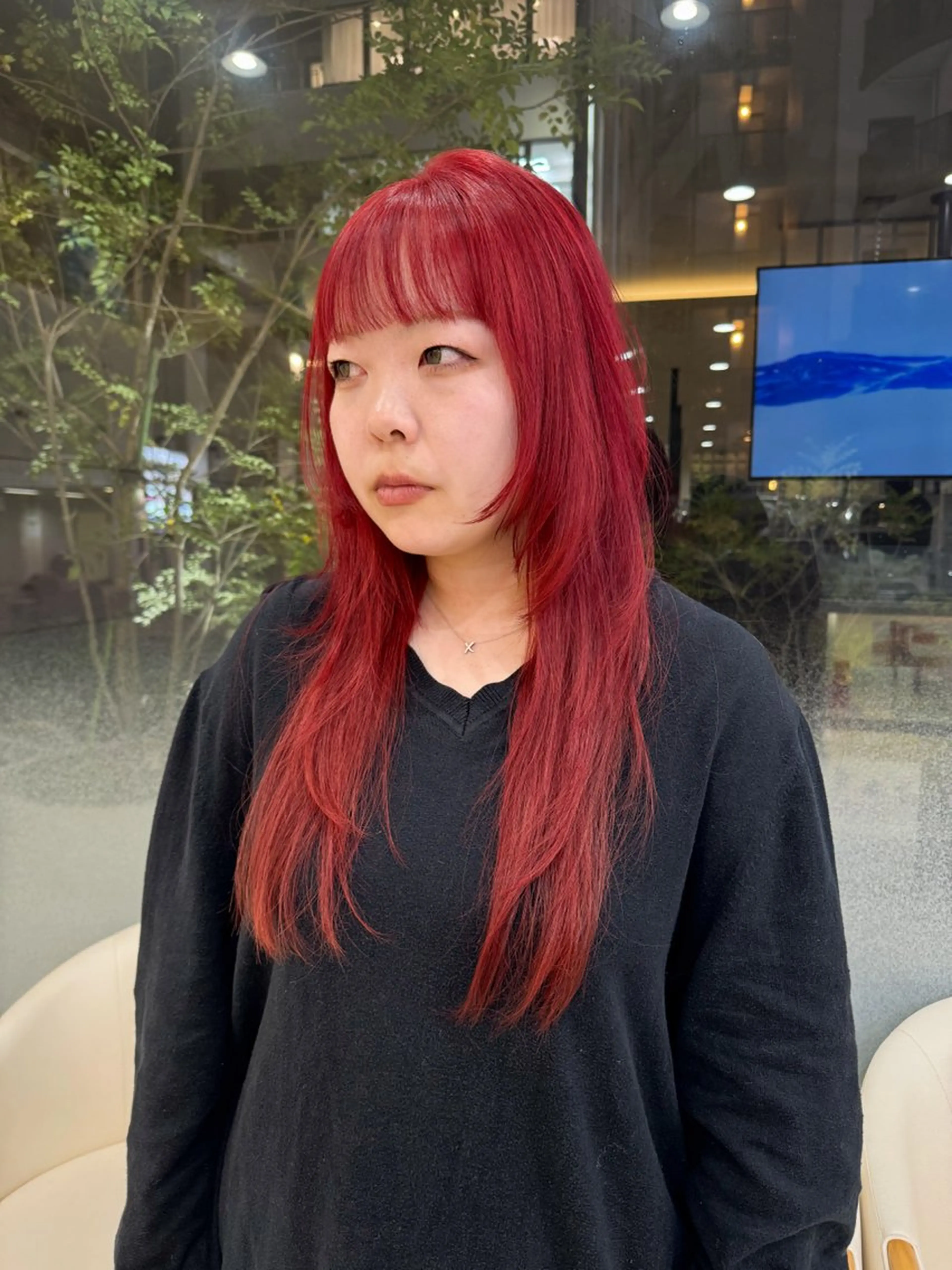 セミロング カラー レッドカラー ハイレイヤー レイヤーカット Seeknext // Rukaのヘアスタイル