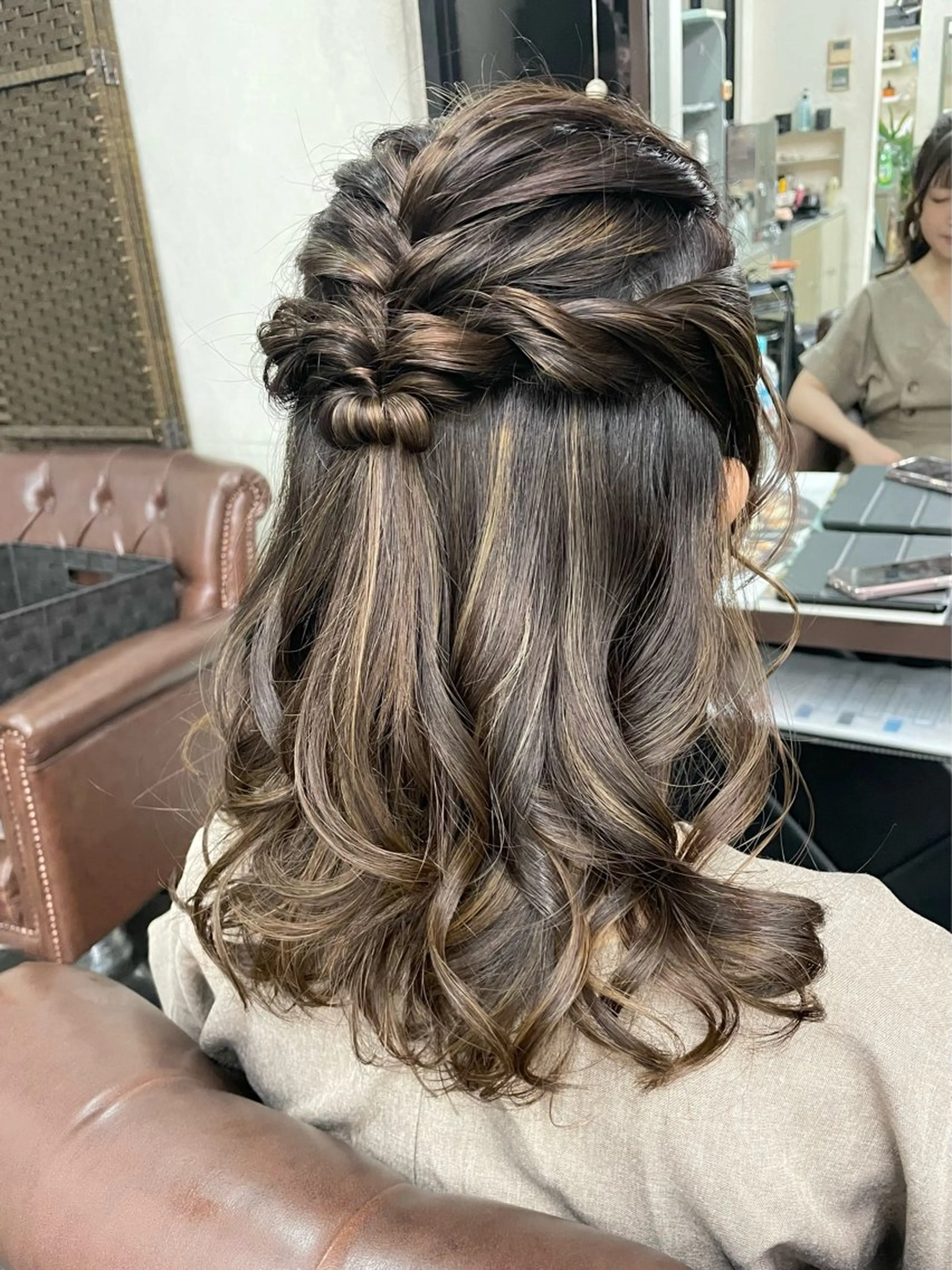 ミディアム ヘアアレンジ ヘアセット 沢田 瞳のヘアスタイル