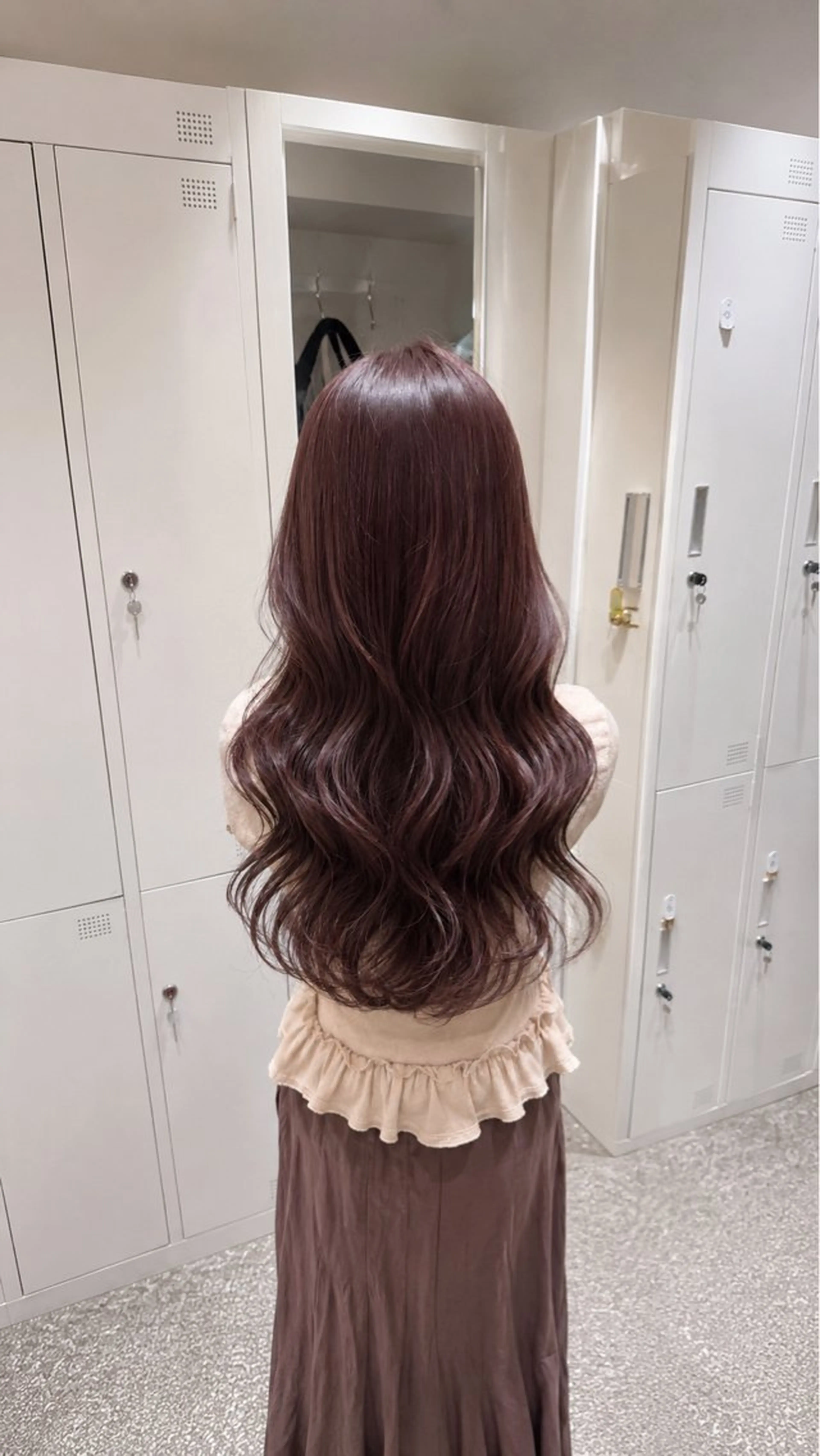 ロング 🩷ワンホン・透明感 カラーはくの🩷のヘアスタイル