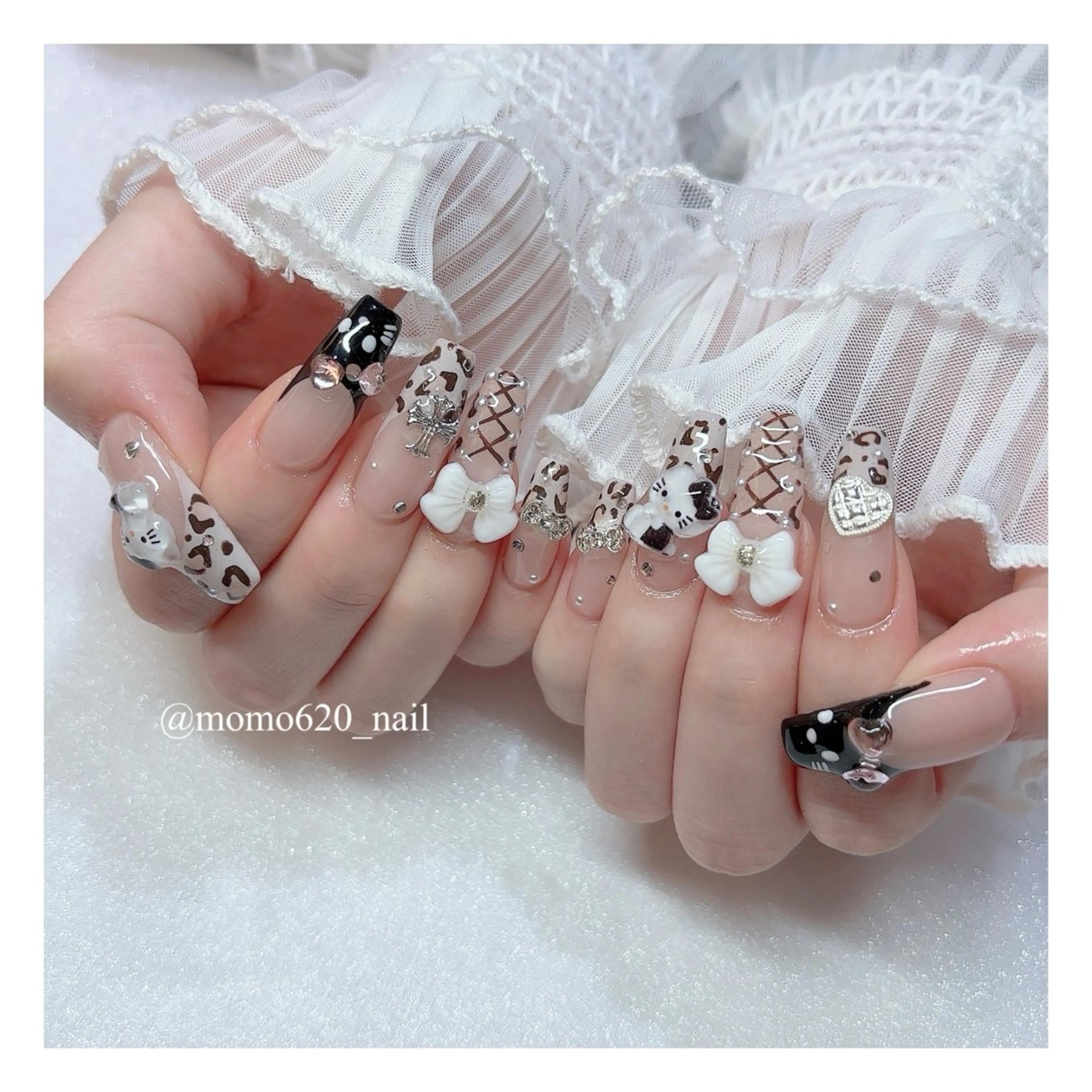 ネイル momoka🤍 四ツ橋のネイルデザイン