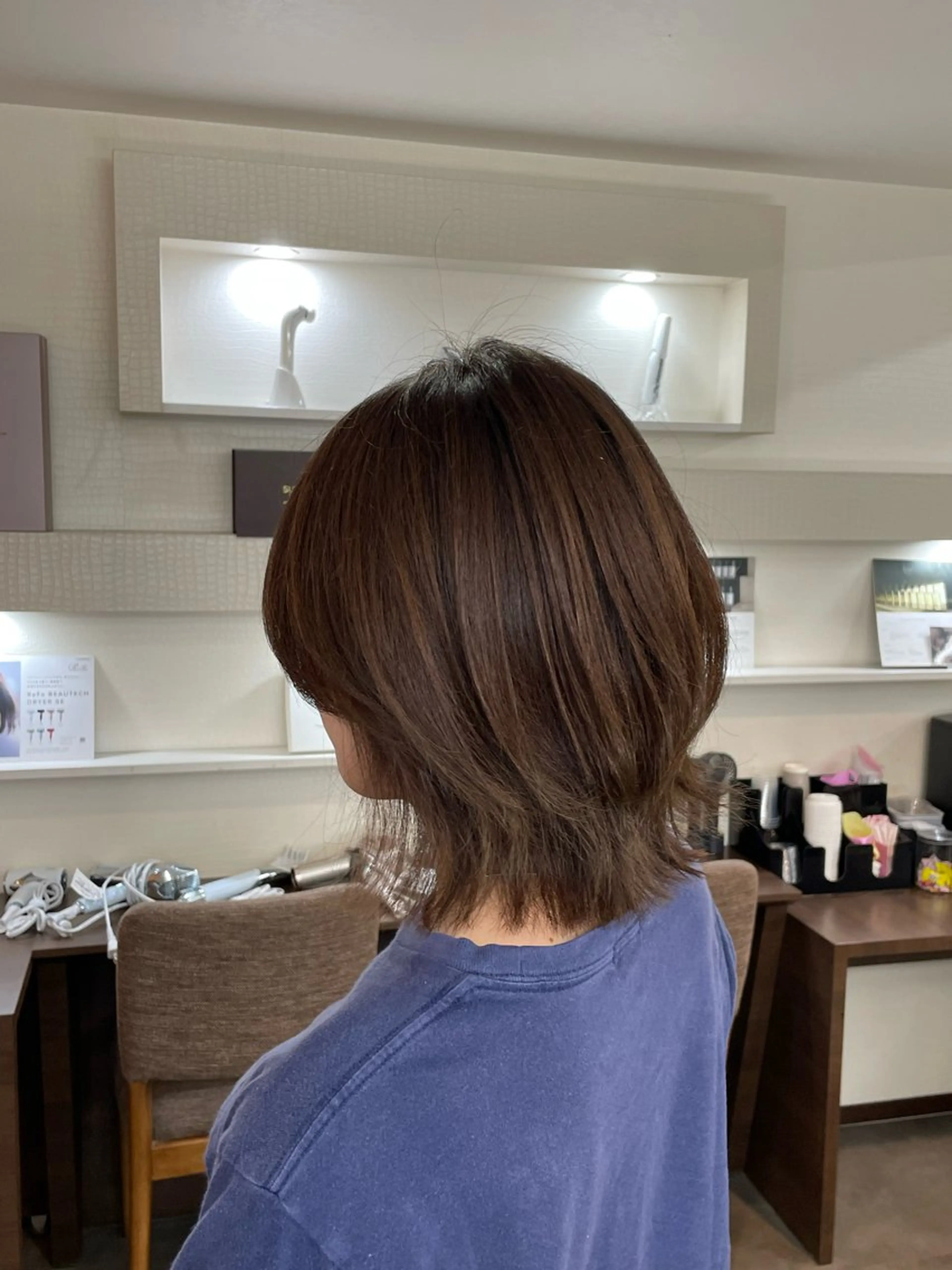 ショート ボブ レイヤーカット 堀 綾花のヘアスタイル