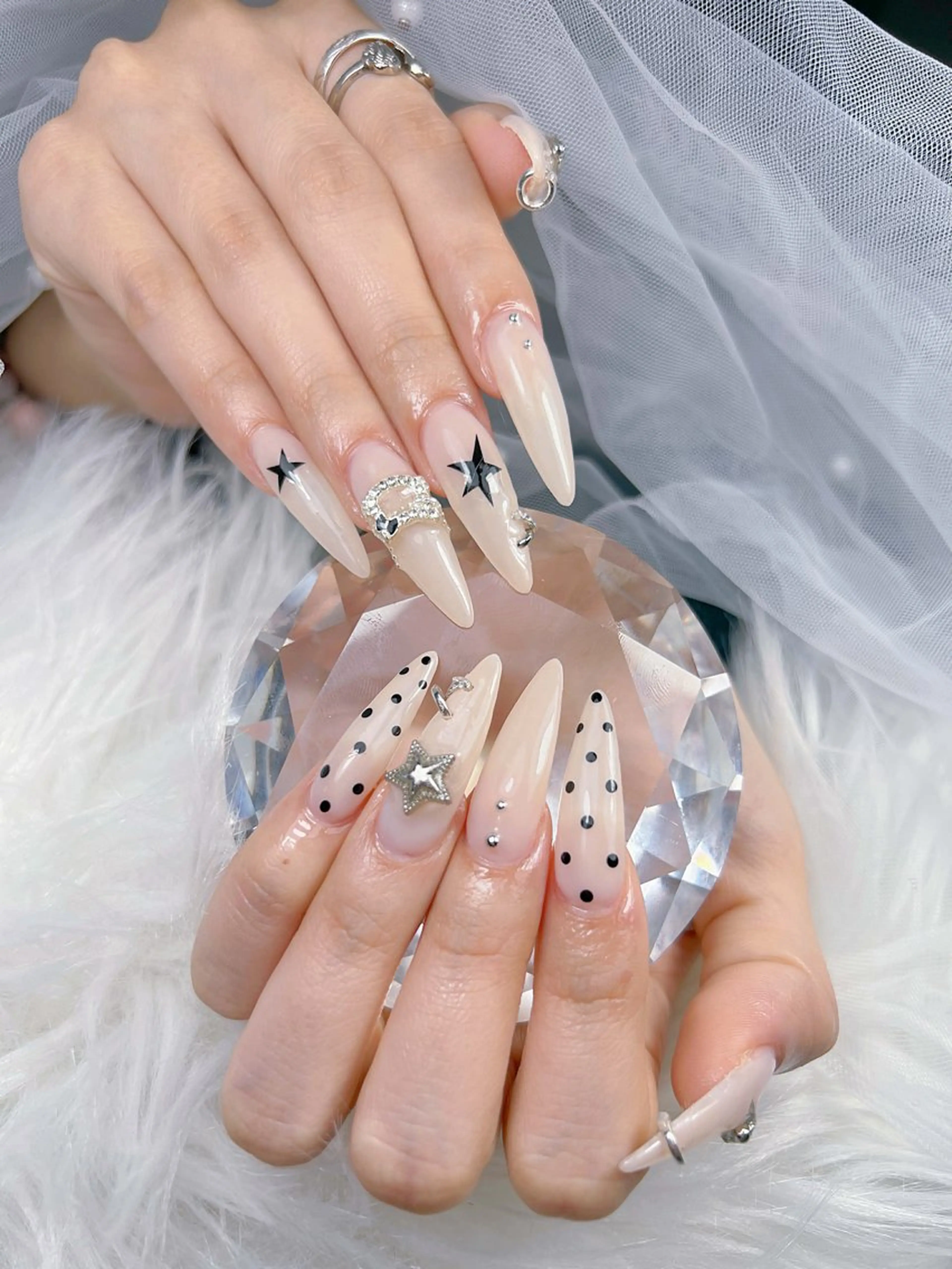 ネイル アートネイル オーロラネイル チークネイル 長さ出し フットネイル Miya _nailのネイルデザイン