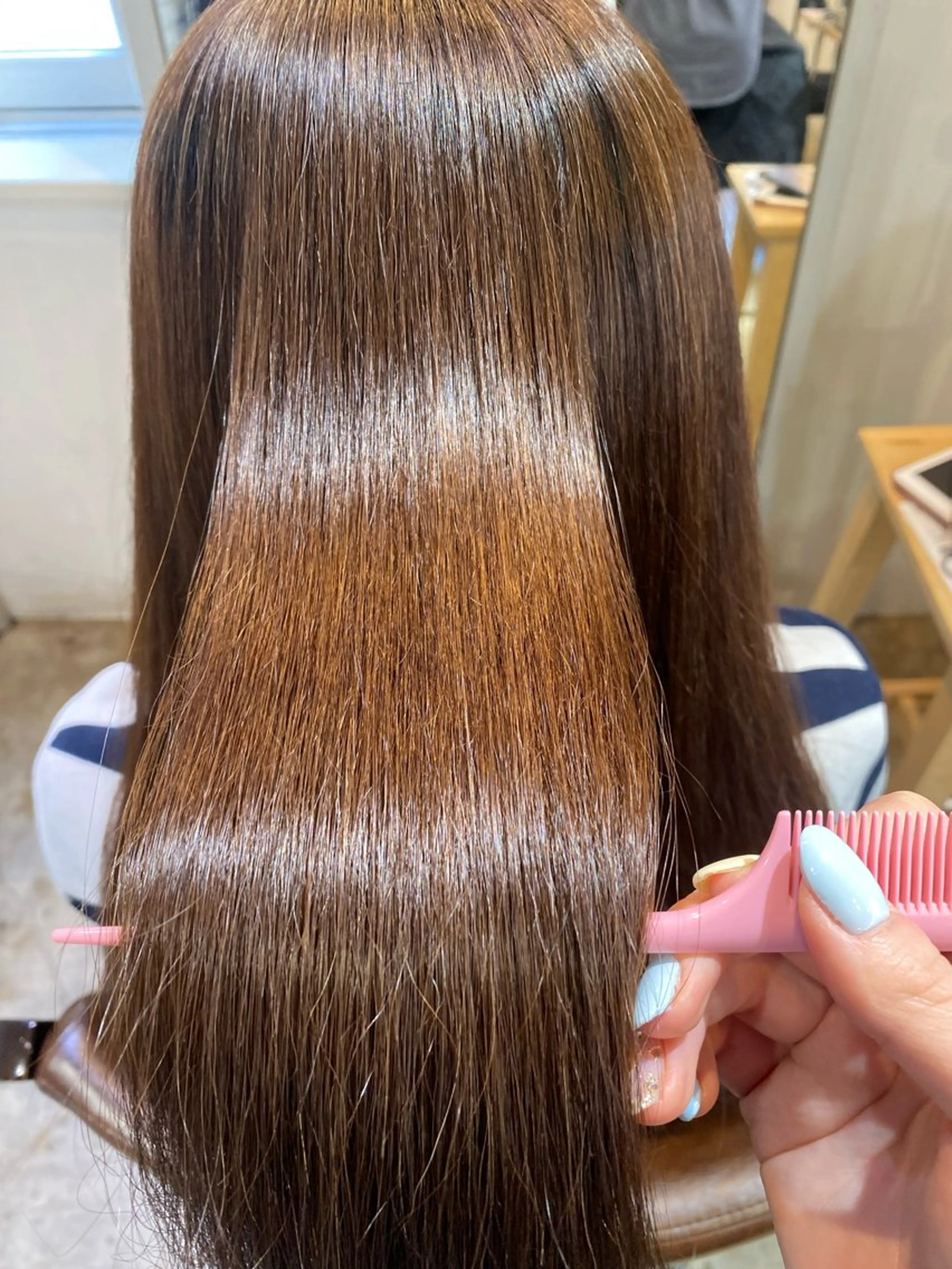 ロング 縮毛矯正 🦋newi hau'oli カナのヘアスタイル