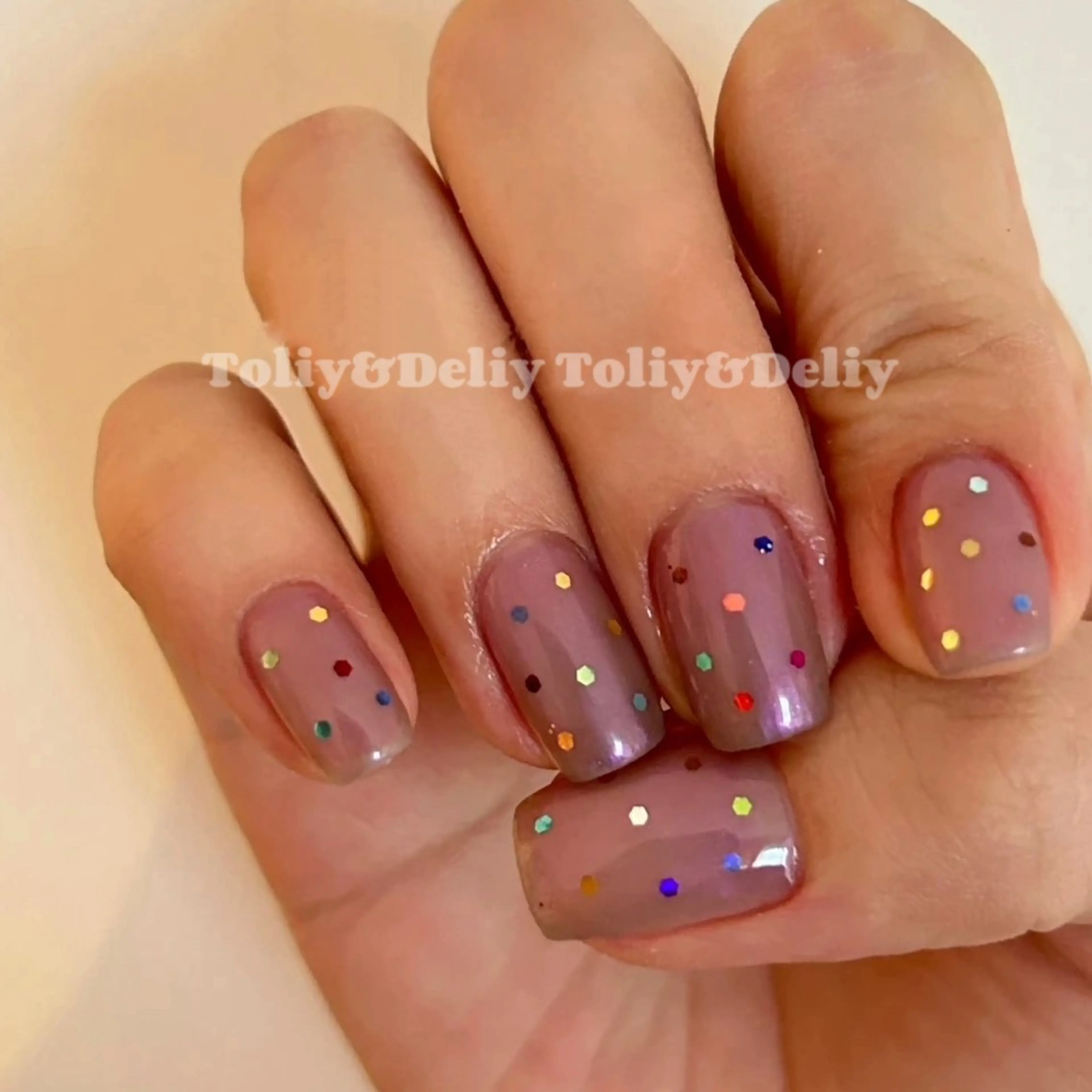 ネイル ToliyDeliy Nail Salonのネイルデザイン