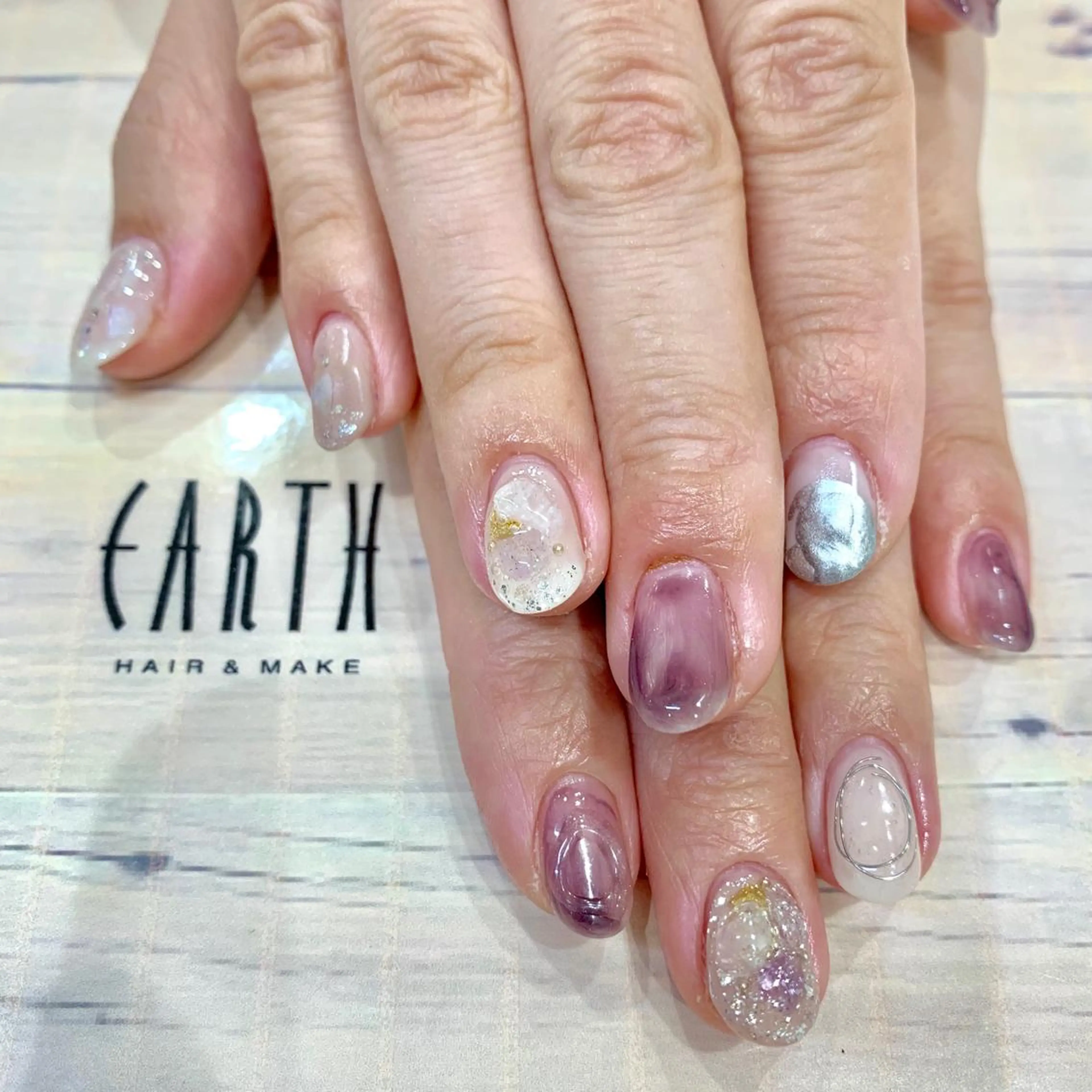 ネイル クリアネイル ニュアンスネイル ハンドネイル 佐藤 まりえのネイルデザイン