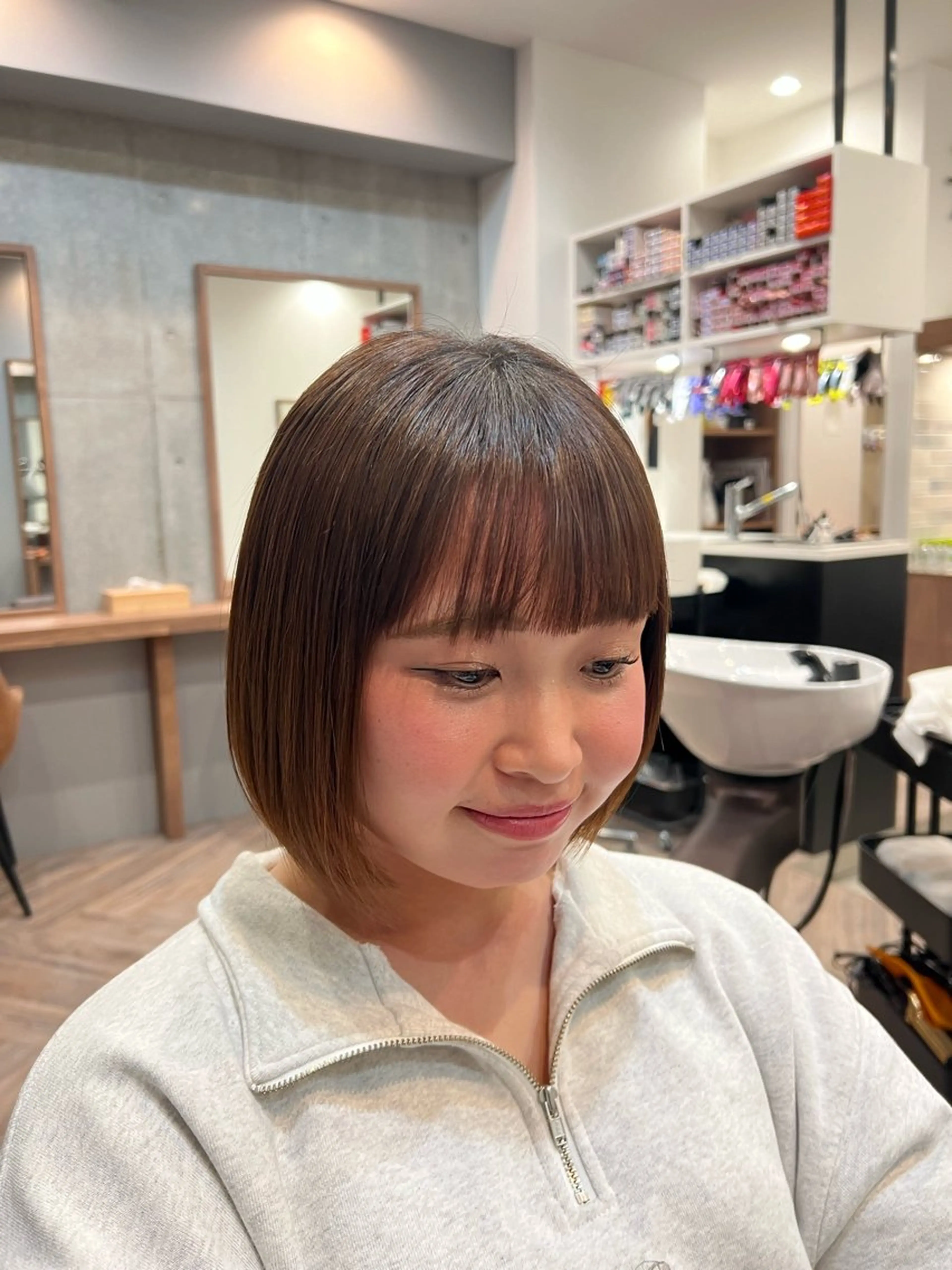 ショート ボブ/レイヤー/ 縮毛矯正/オオバコのヘアスタイル