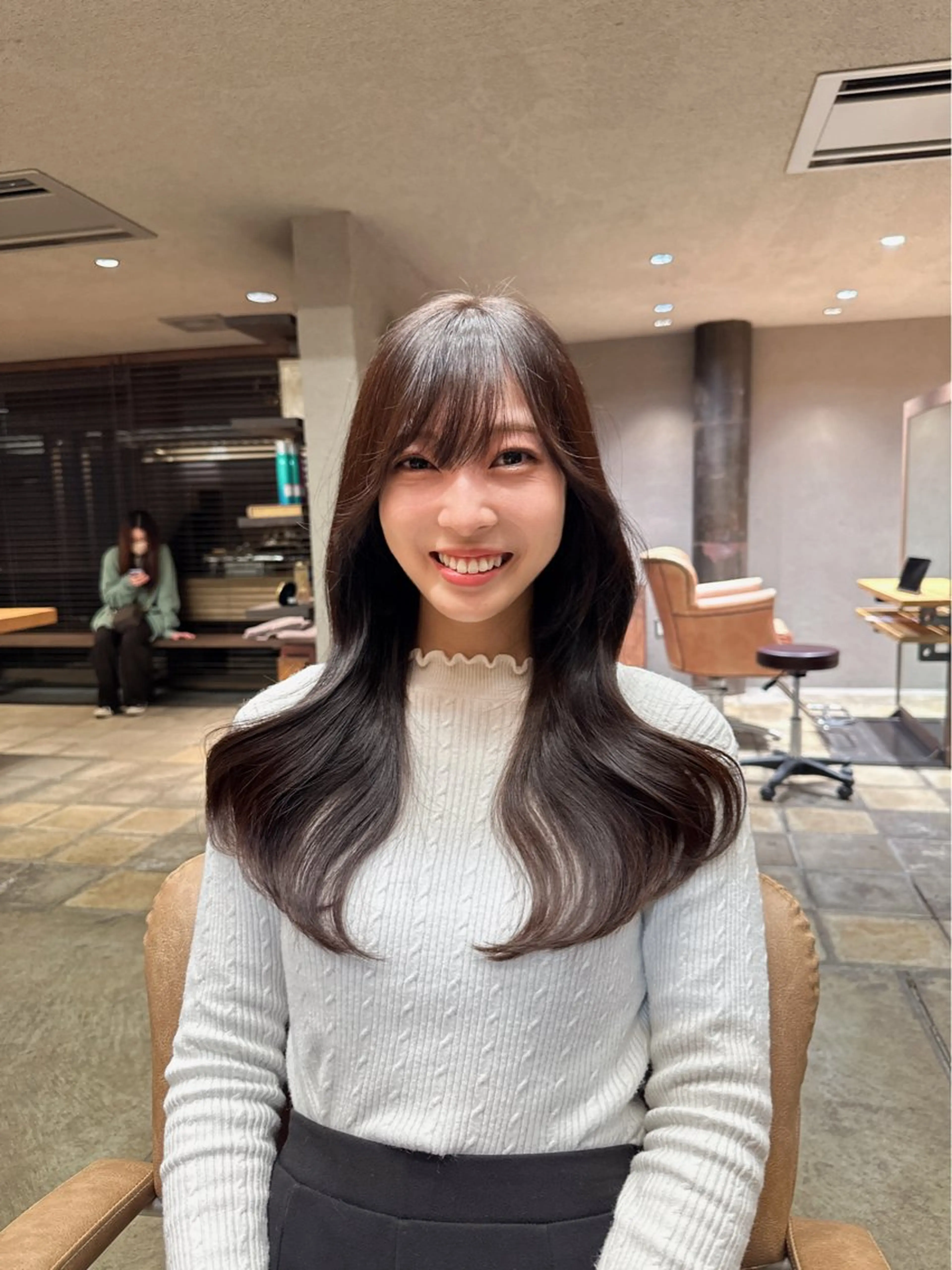 ロング カラー くびれヘア 韓国風ヘア カット ヘアカラー トリートメント 韓国ヘア/レイヤー /大嶽佑馬のヘアスタイル